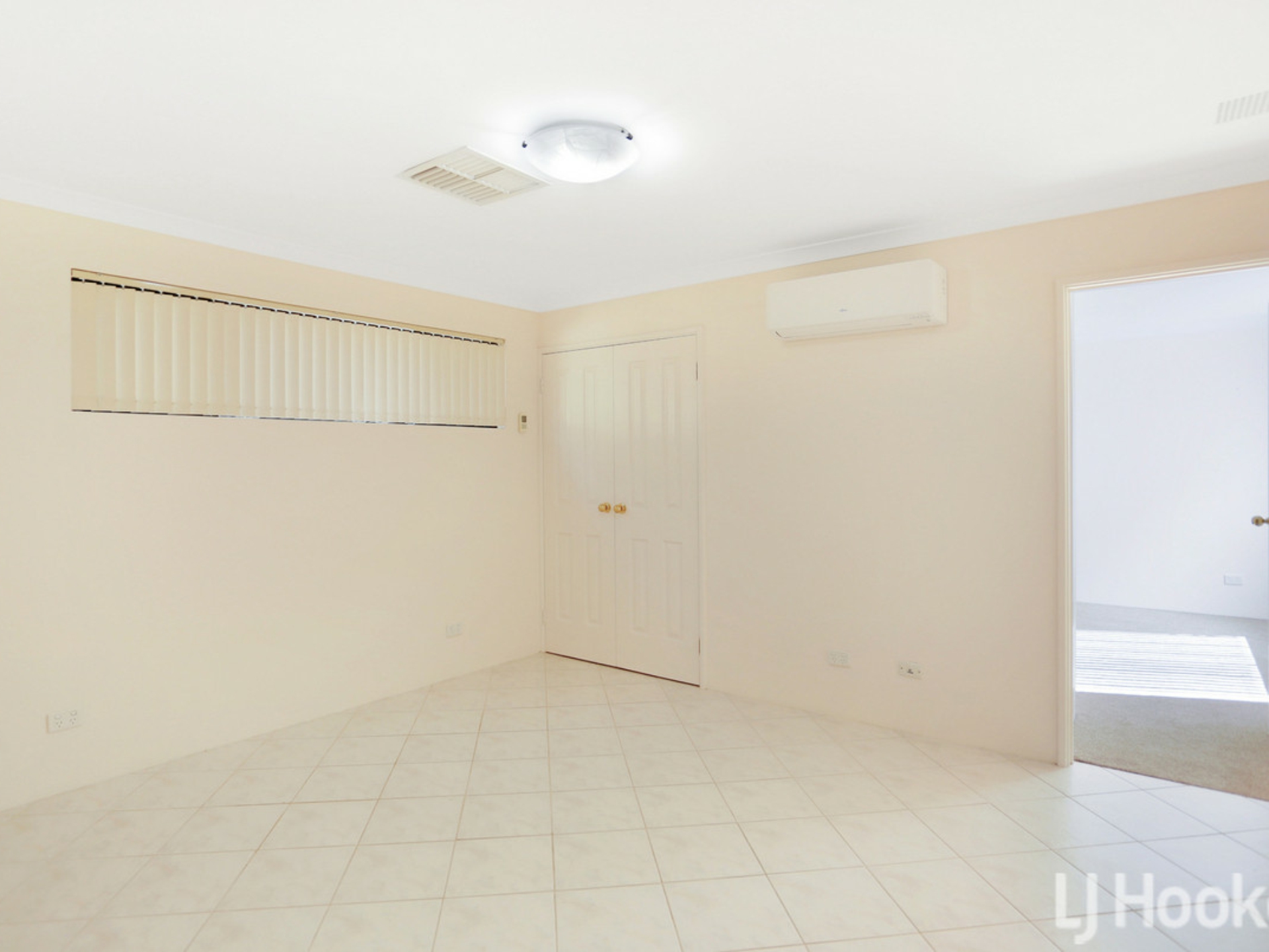 3 Rialto Place, HALLS HEAD
