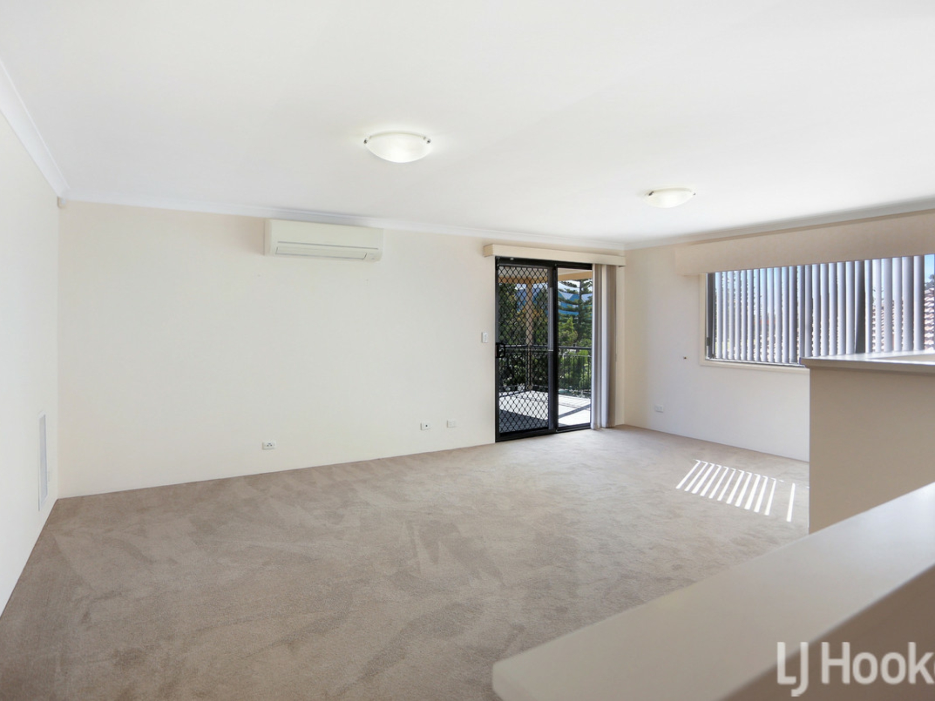 3 Rialto Place, HALLS HEAD
