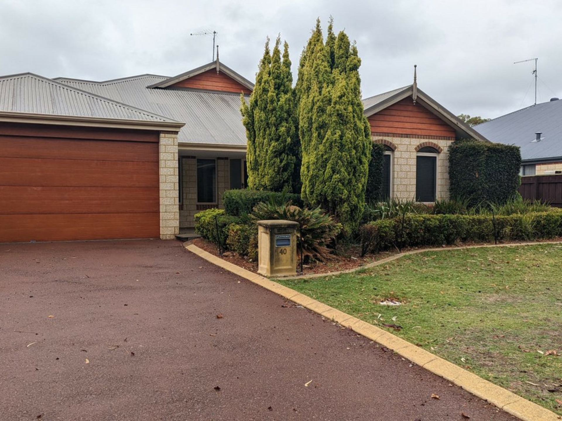 40 Chatsworth Drive, ERSKINE
