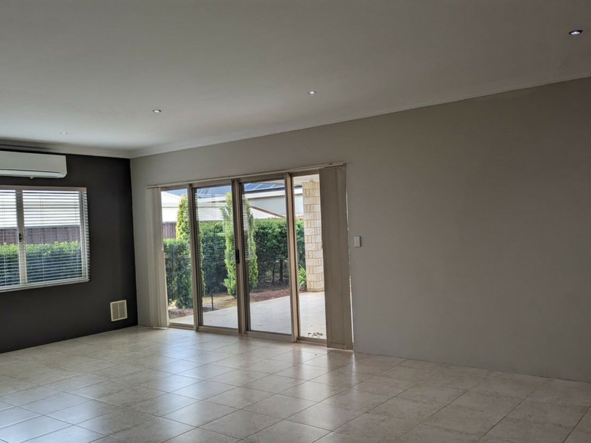 40 Chatsworth Drive, ERSKINE
