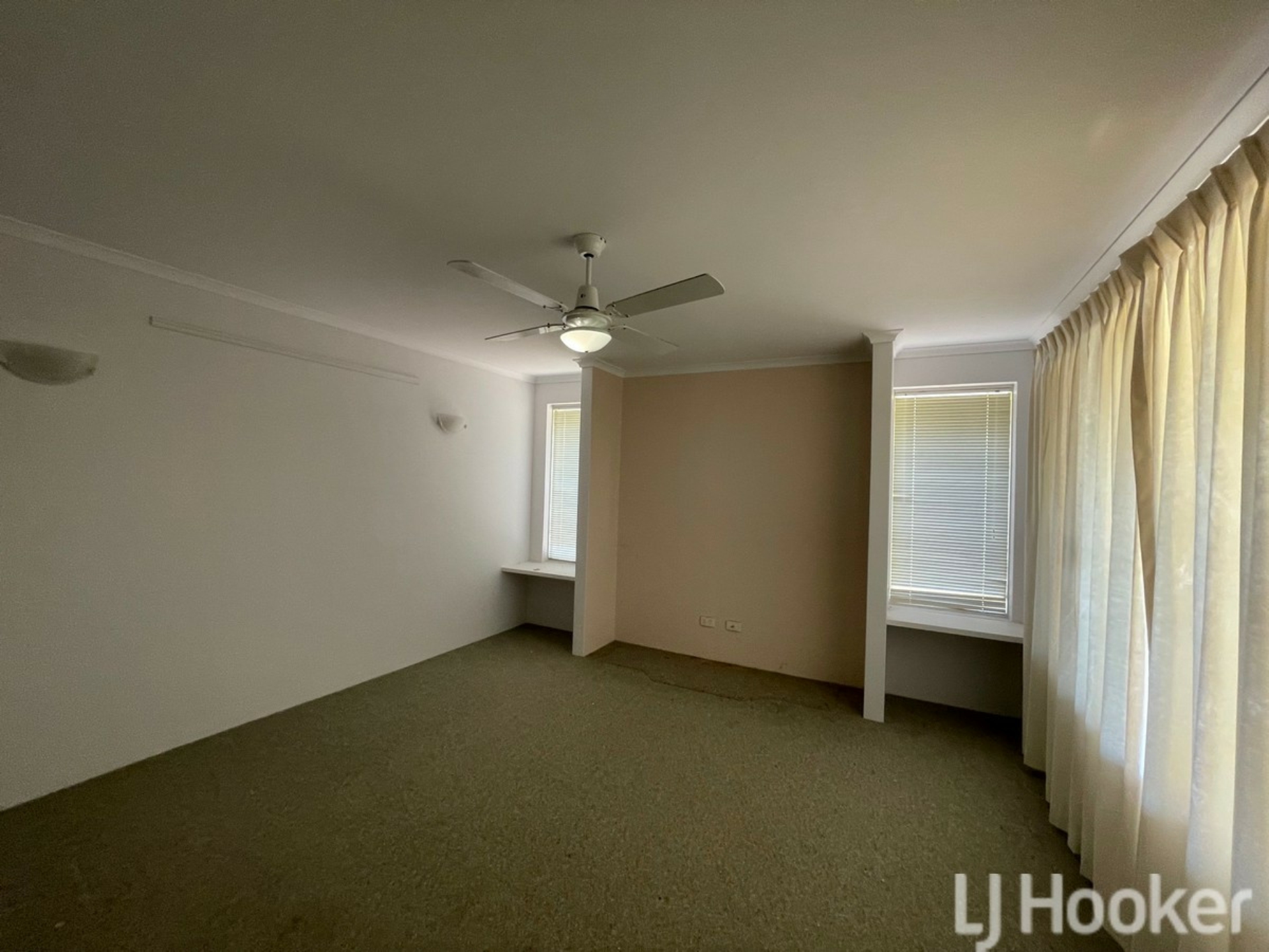27 Allendale Crescent, DAWESVILLE