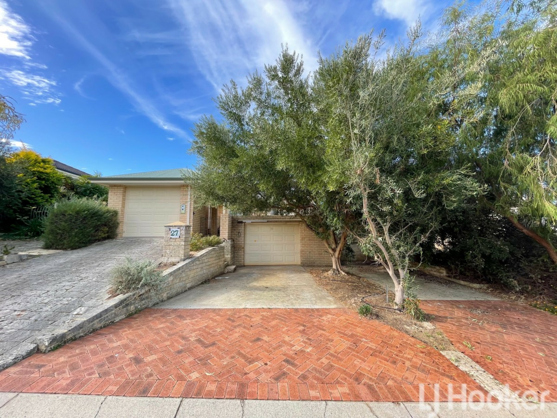 27 Allendale Crescent, DAWESVILLE