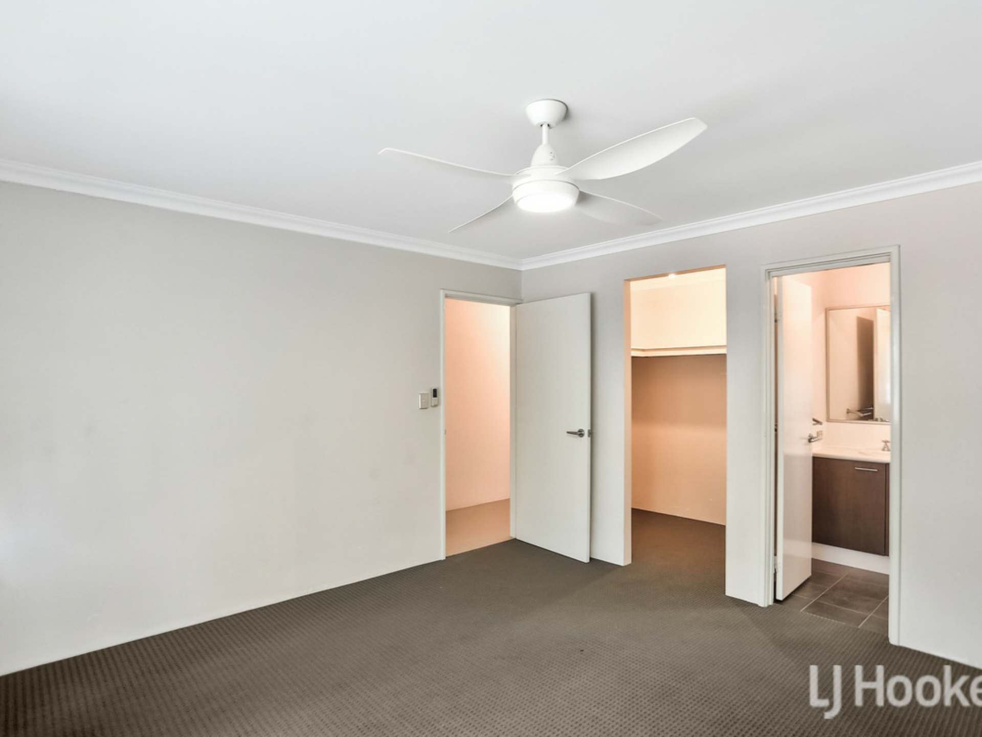 20 Pinegrove Vista, MEADOW SPRINGS