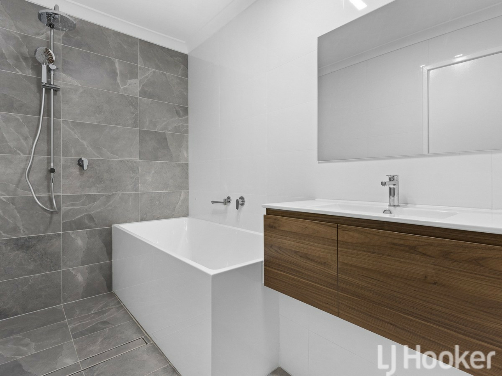 9 Lifu Court, COOLOONGUP