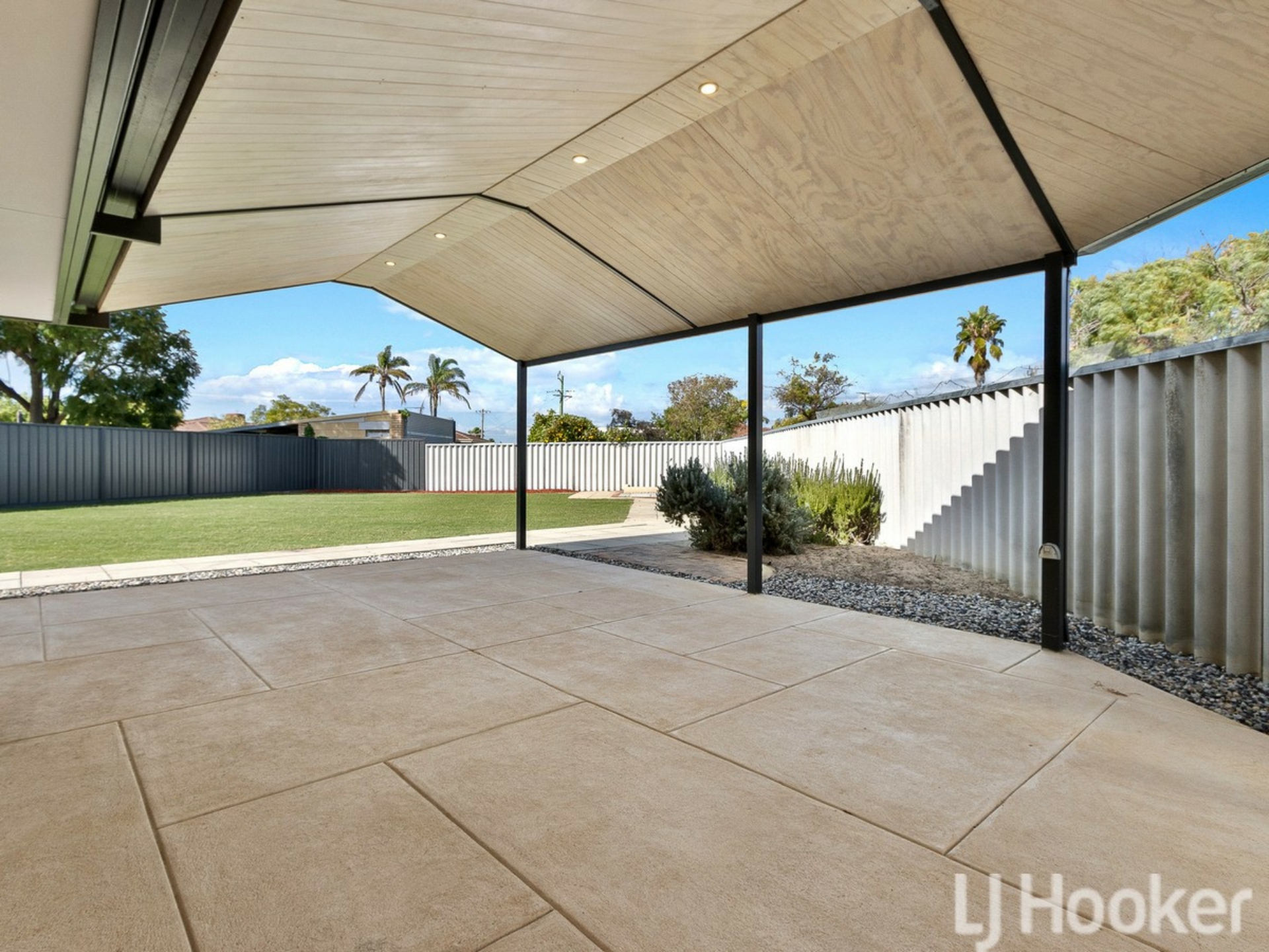 9 Lifu Court, COOLOONGUP