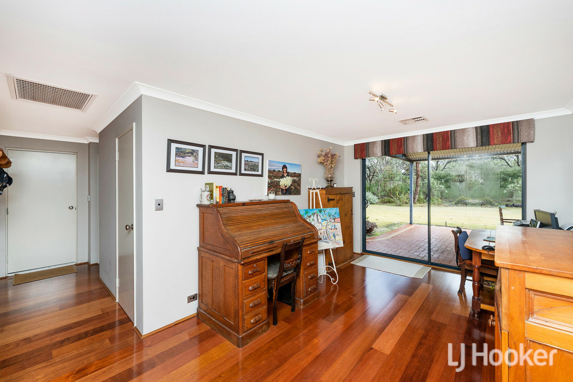 137 Evergreen Loop, STAKE HILL