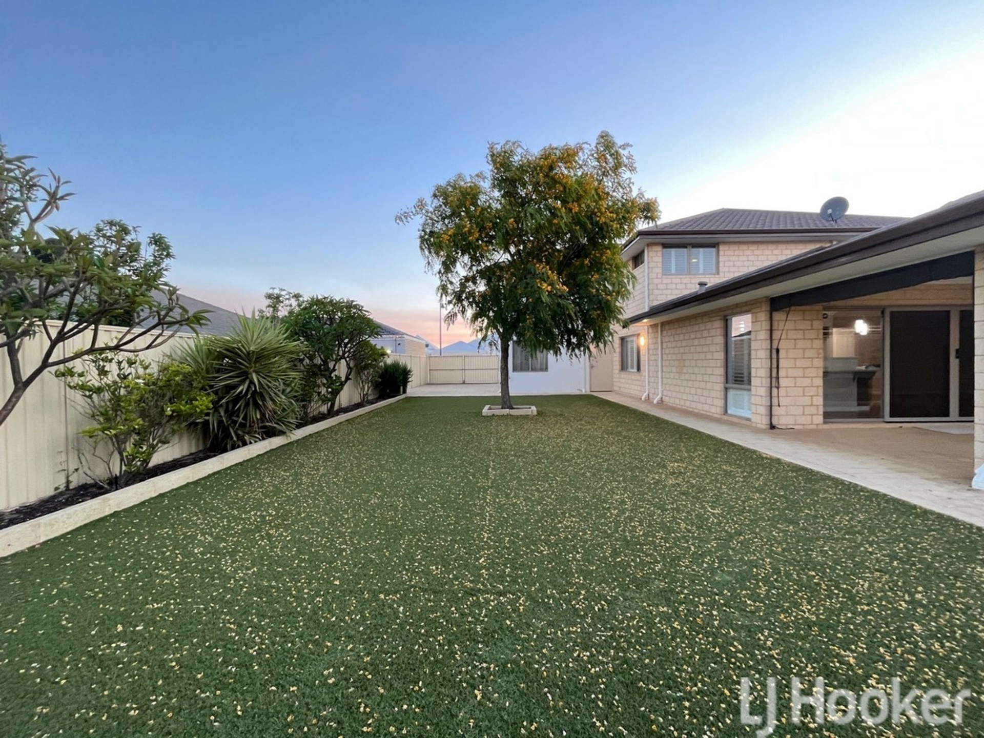 5 George Hibbert Road, MADORA BAY