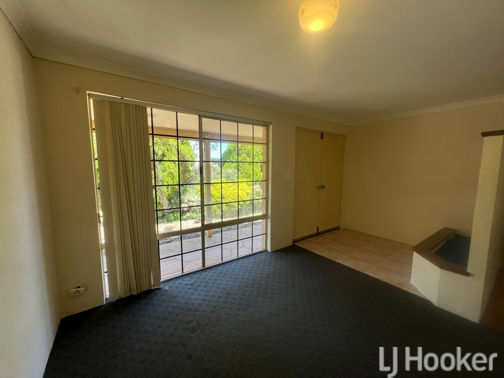 1 Parkstone Grove Meadow Springs WA Property Details LJ Hooker