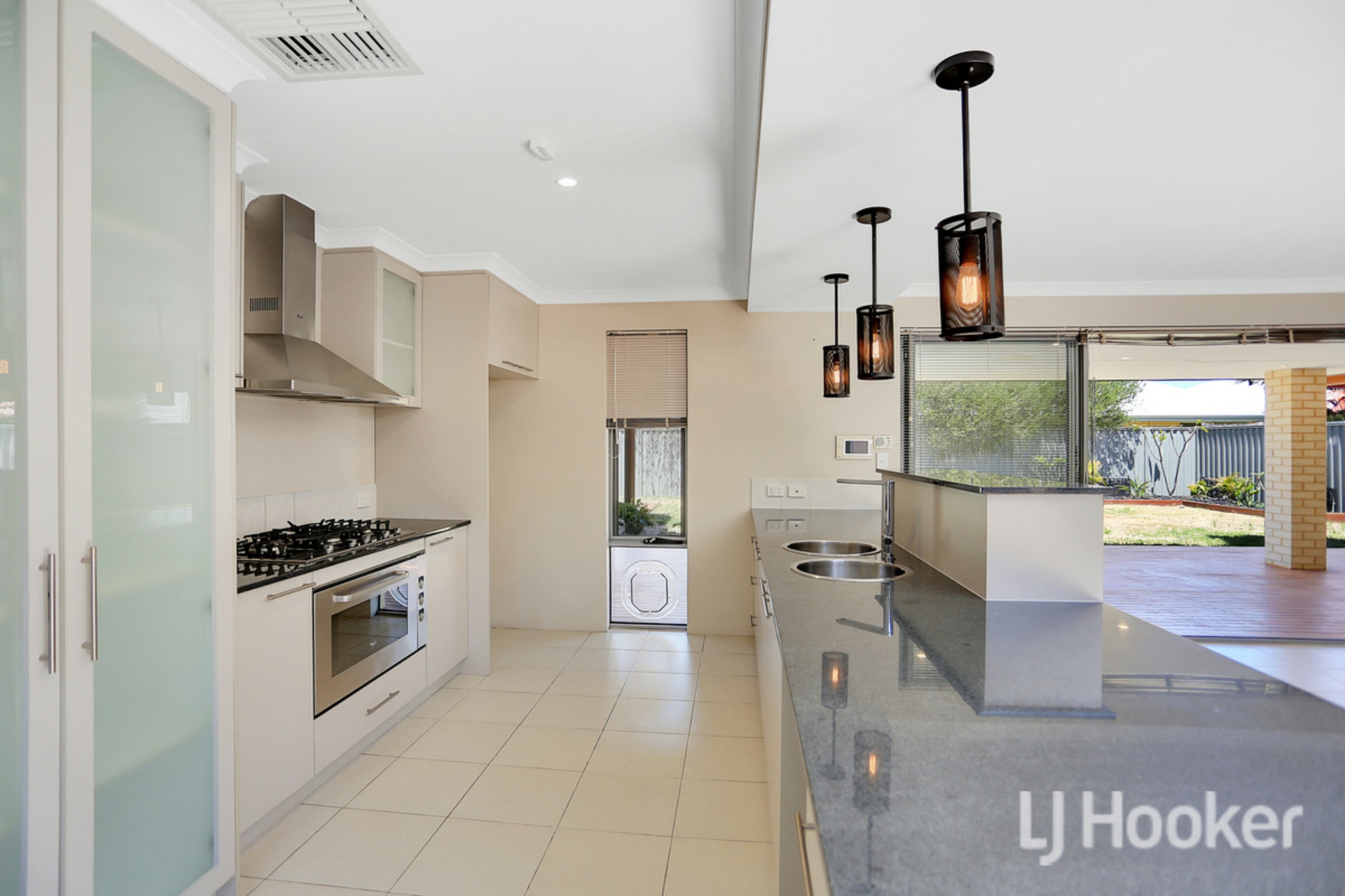 13 Placid Bend, SOUTH YUNDERUP