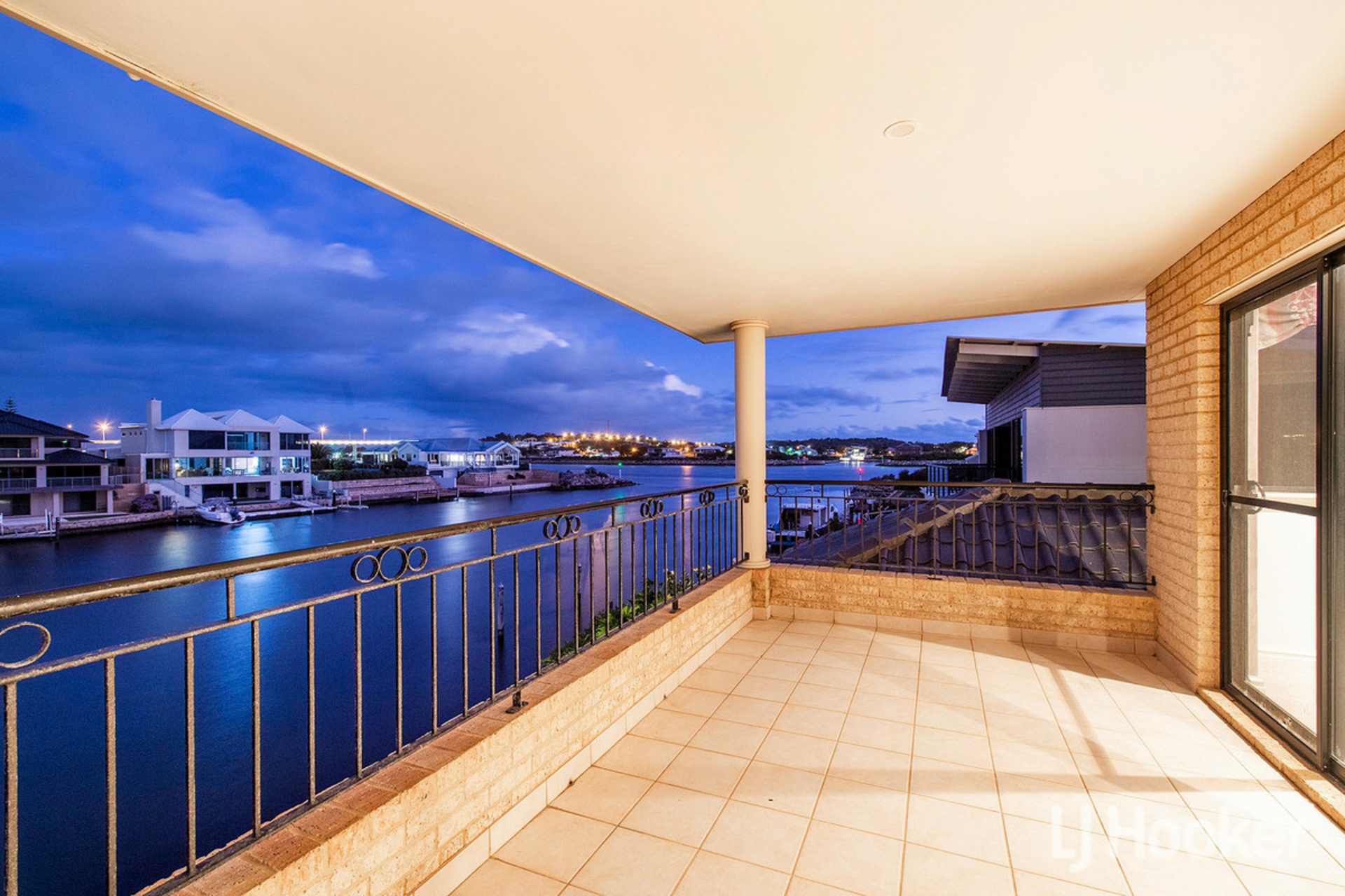 47 Voyager Close Wannanup WA House for Sale LJ Hooker