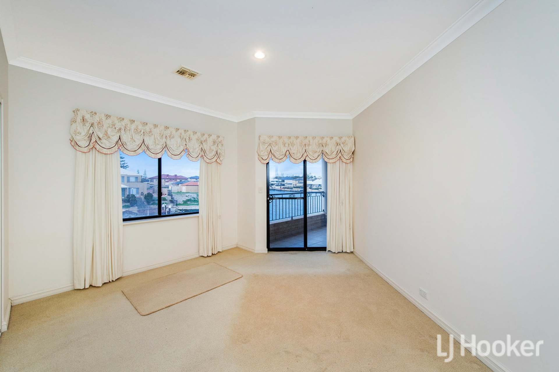 47 Voyager Close Wannanup WA House for Sale LJ Hooker