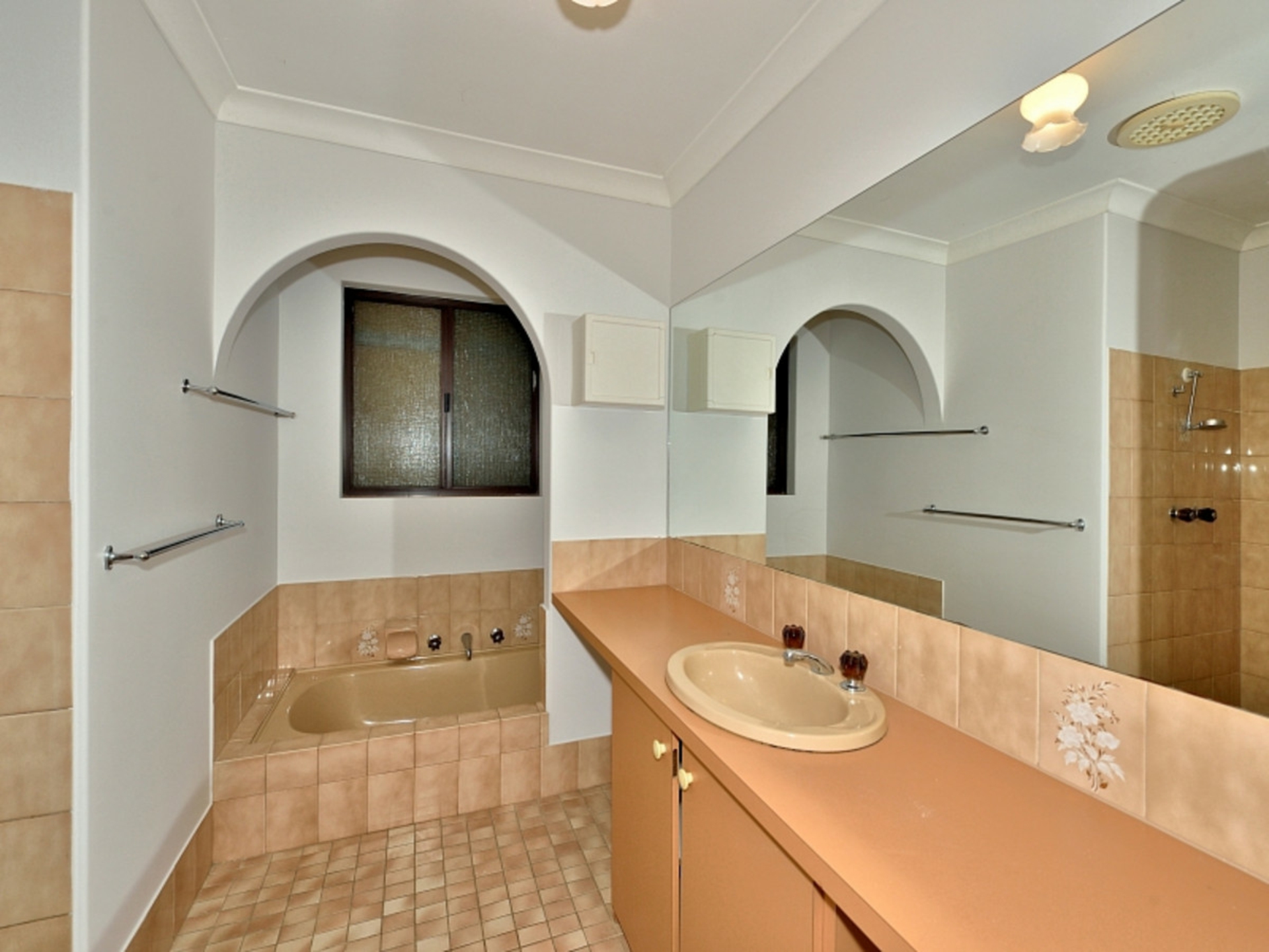 14 Challenger Road, MADORA BAY