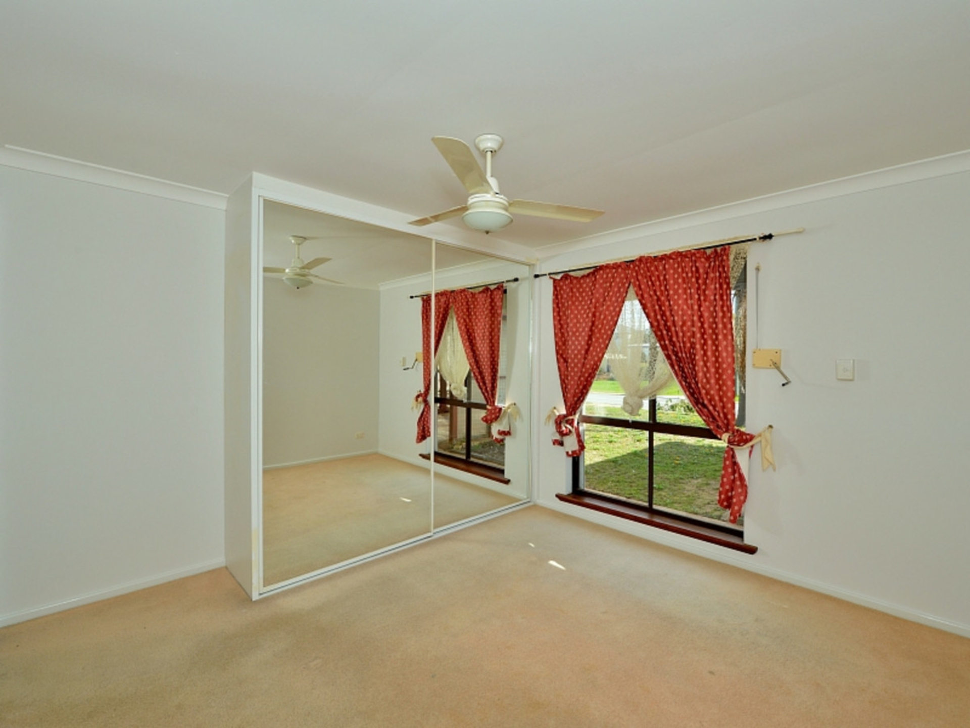 14 Challenger Road, MADORA BAY
