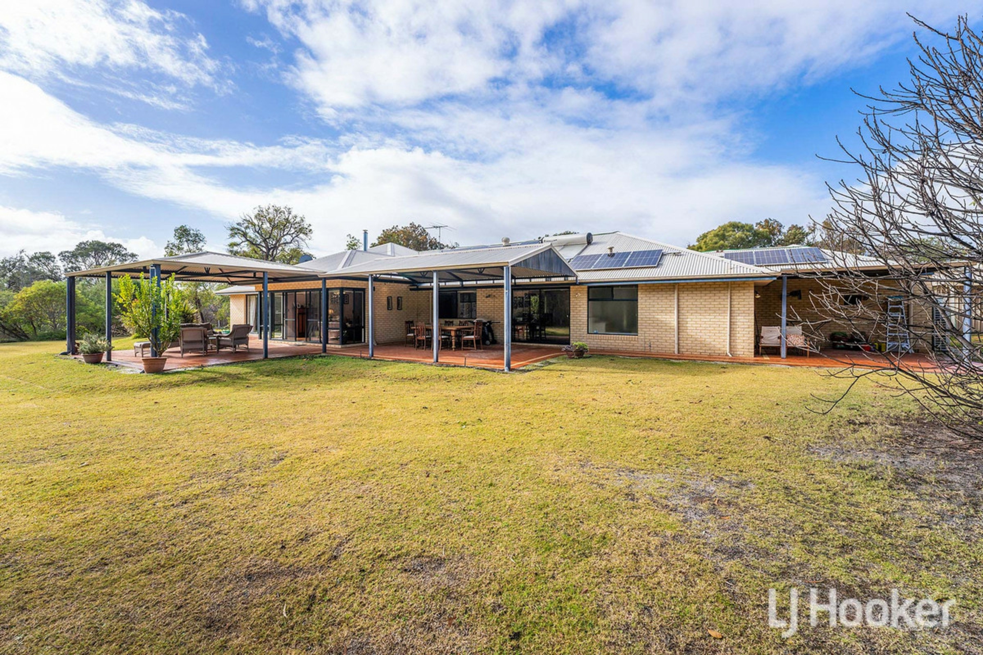 137 Evergreen Loop, STAKE HILL