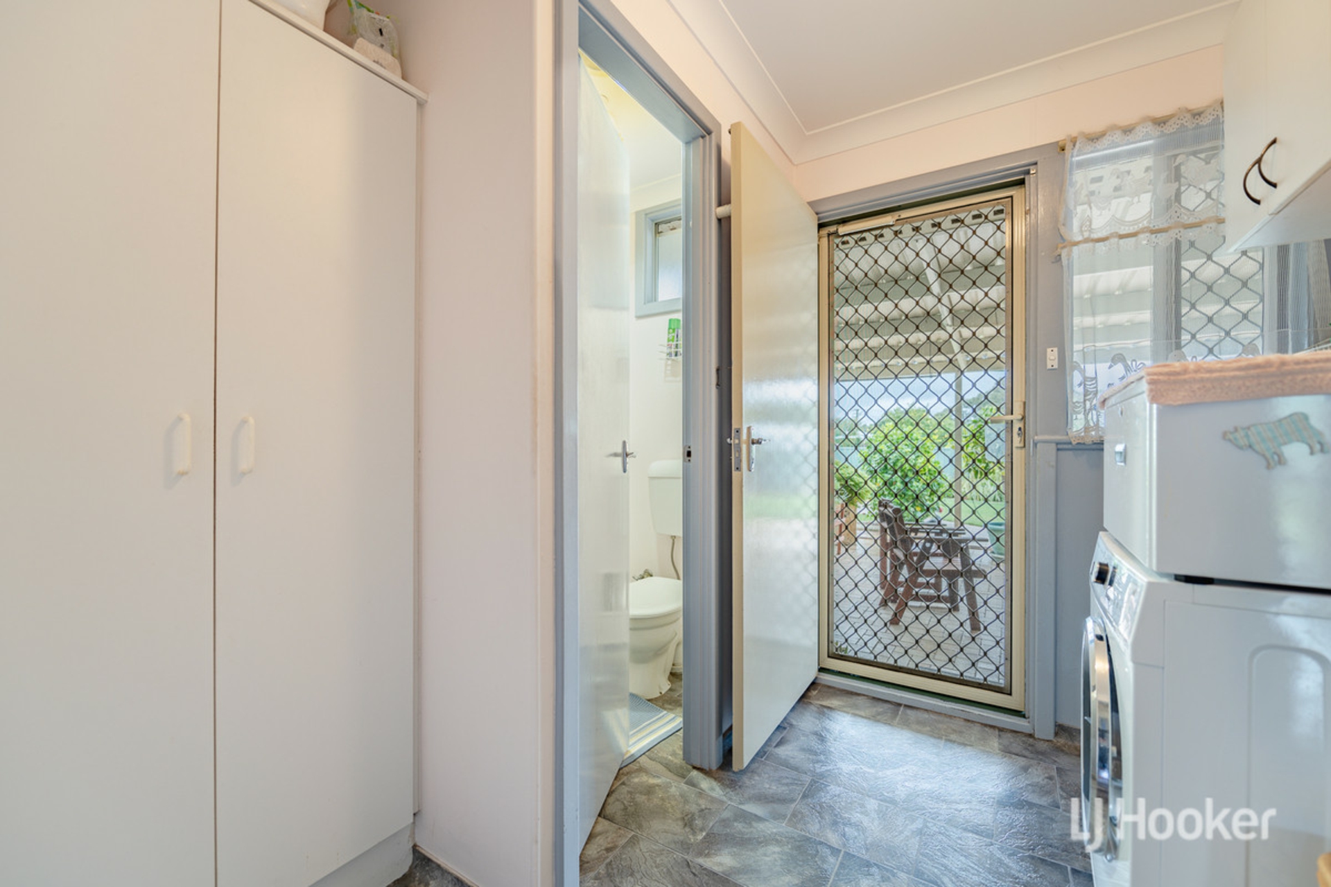 4 Banjup Road, GREENFIELDS