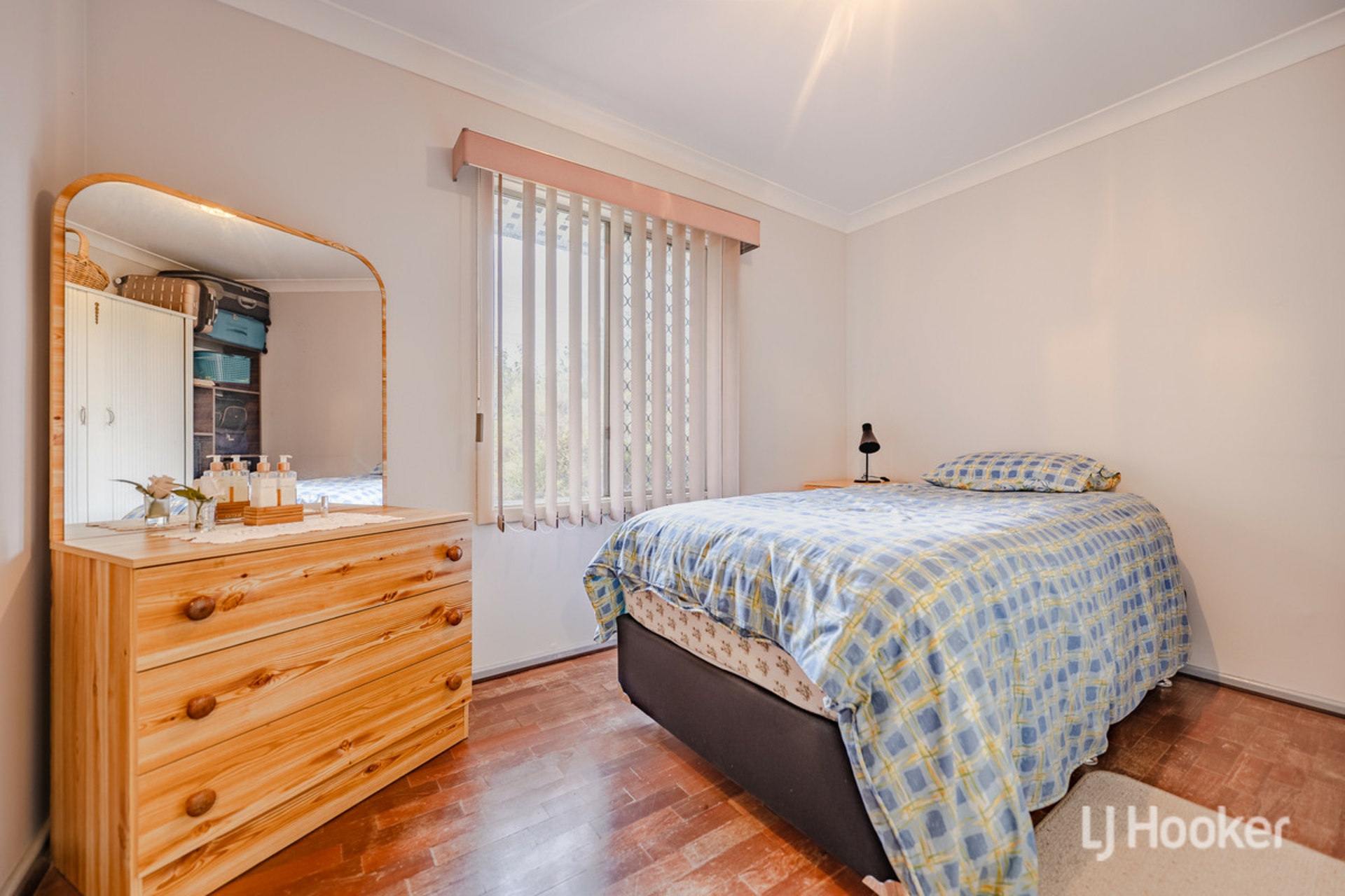 4 Banjup Road, GREENFIELDS