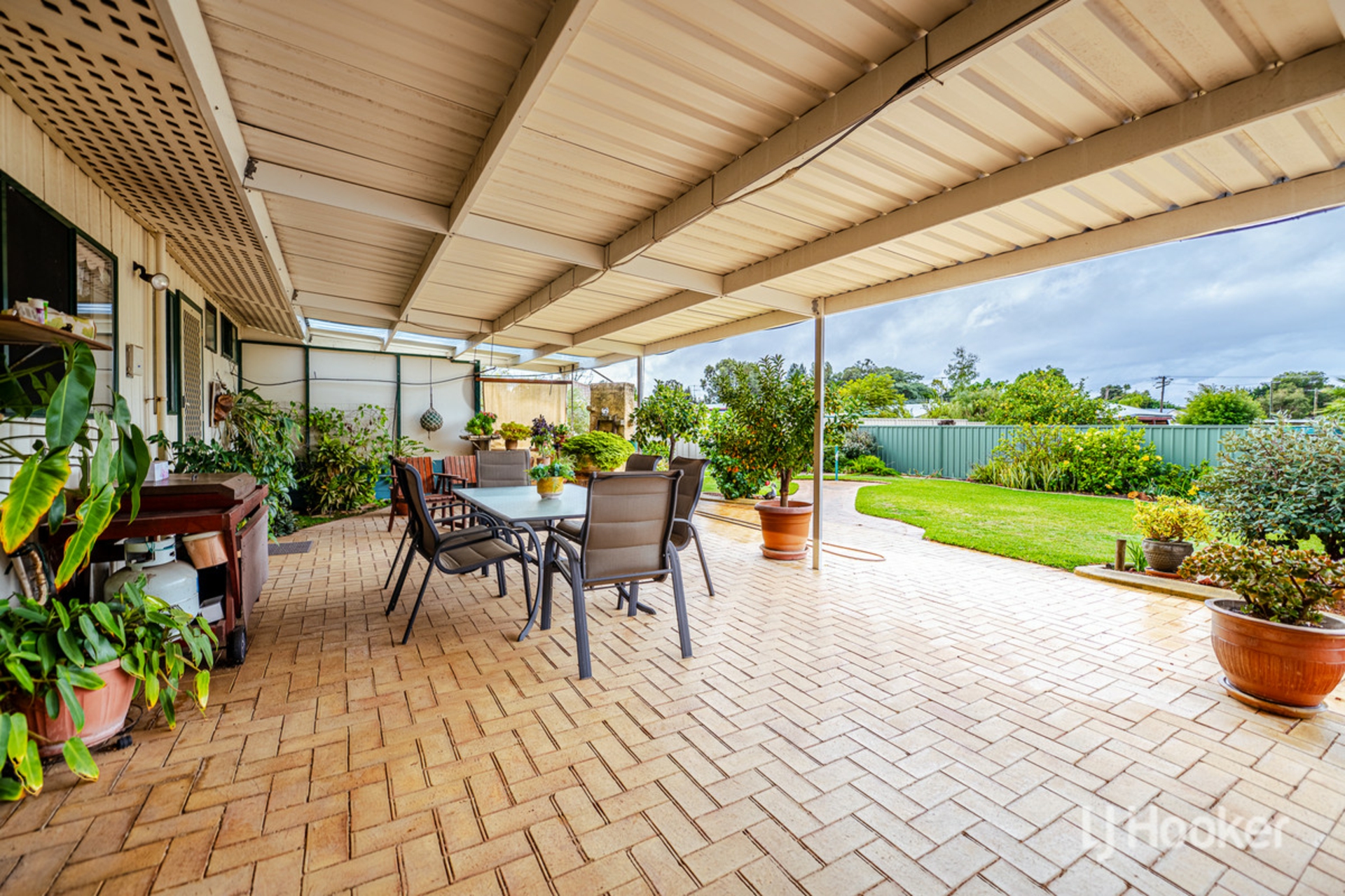 4 Banjup Road, GREENFIELDS