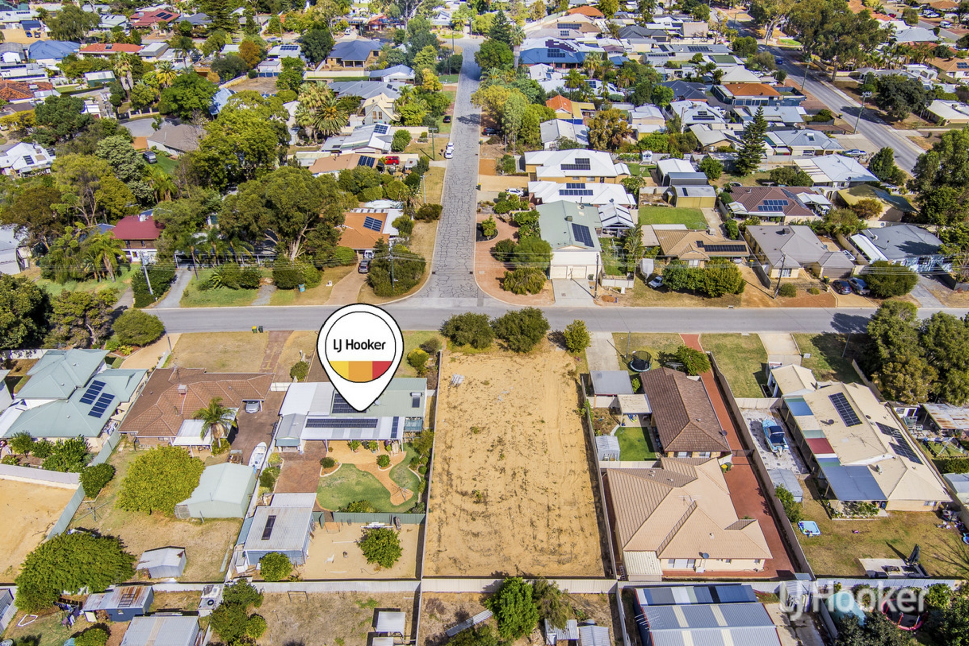 4 Banjup Road, GREENFIELDS