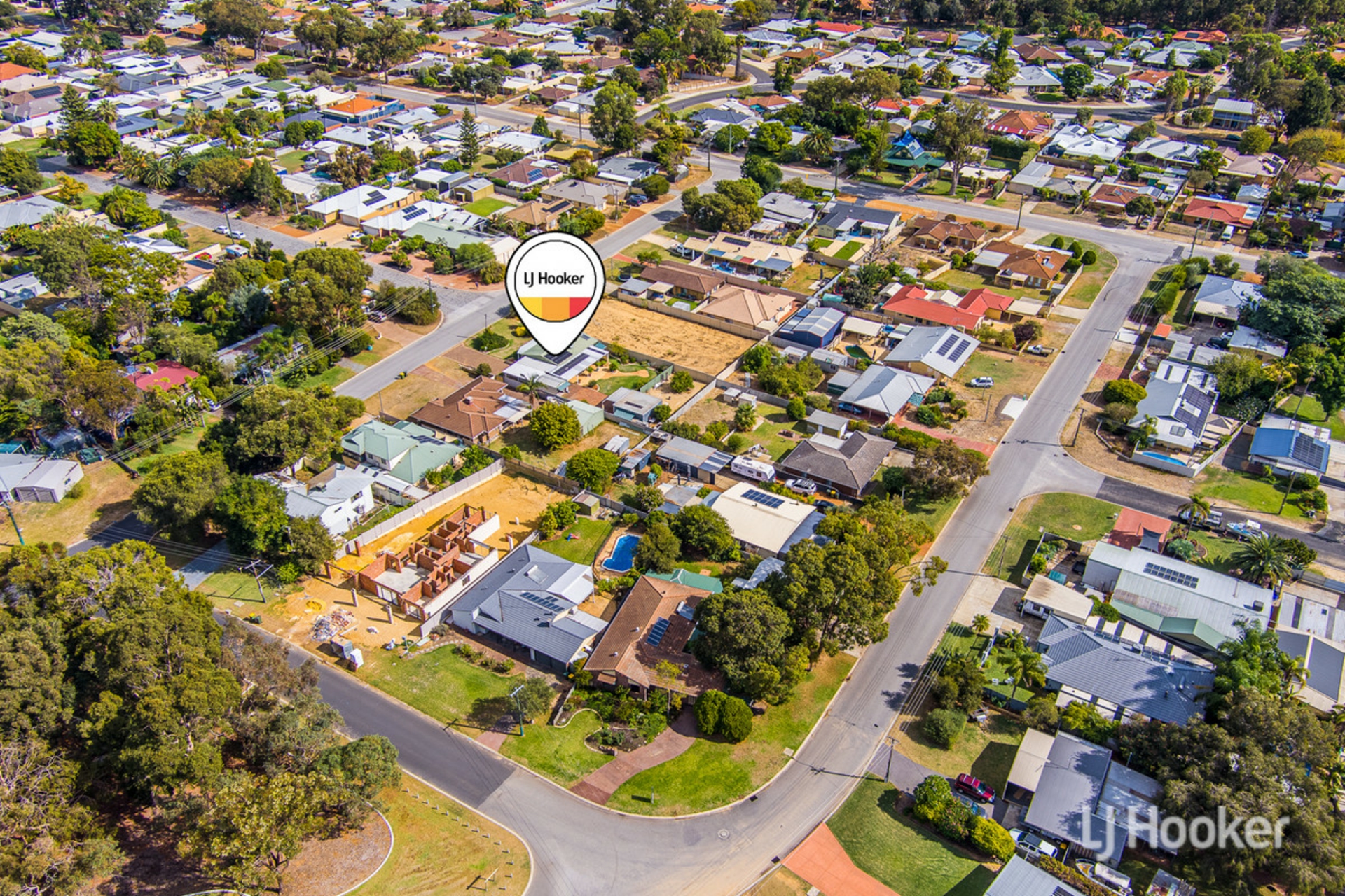 4 Banjup Road, GREENFIELDS