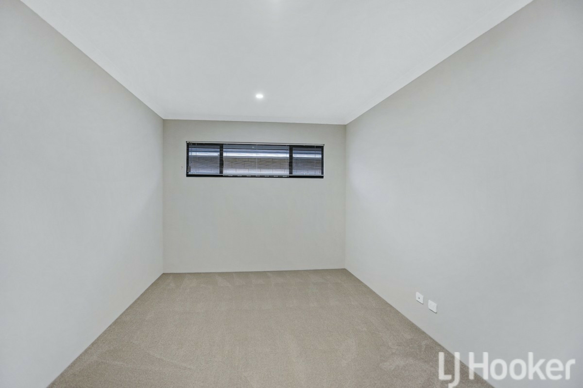 61 Dandaragan Drive, DAWESVILLE