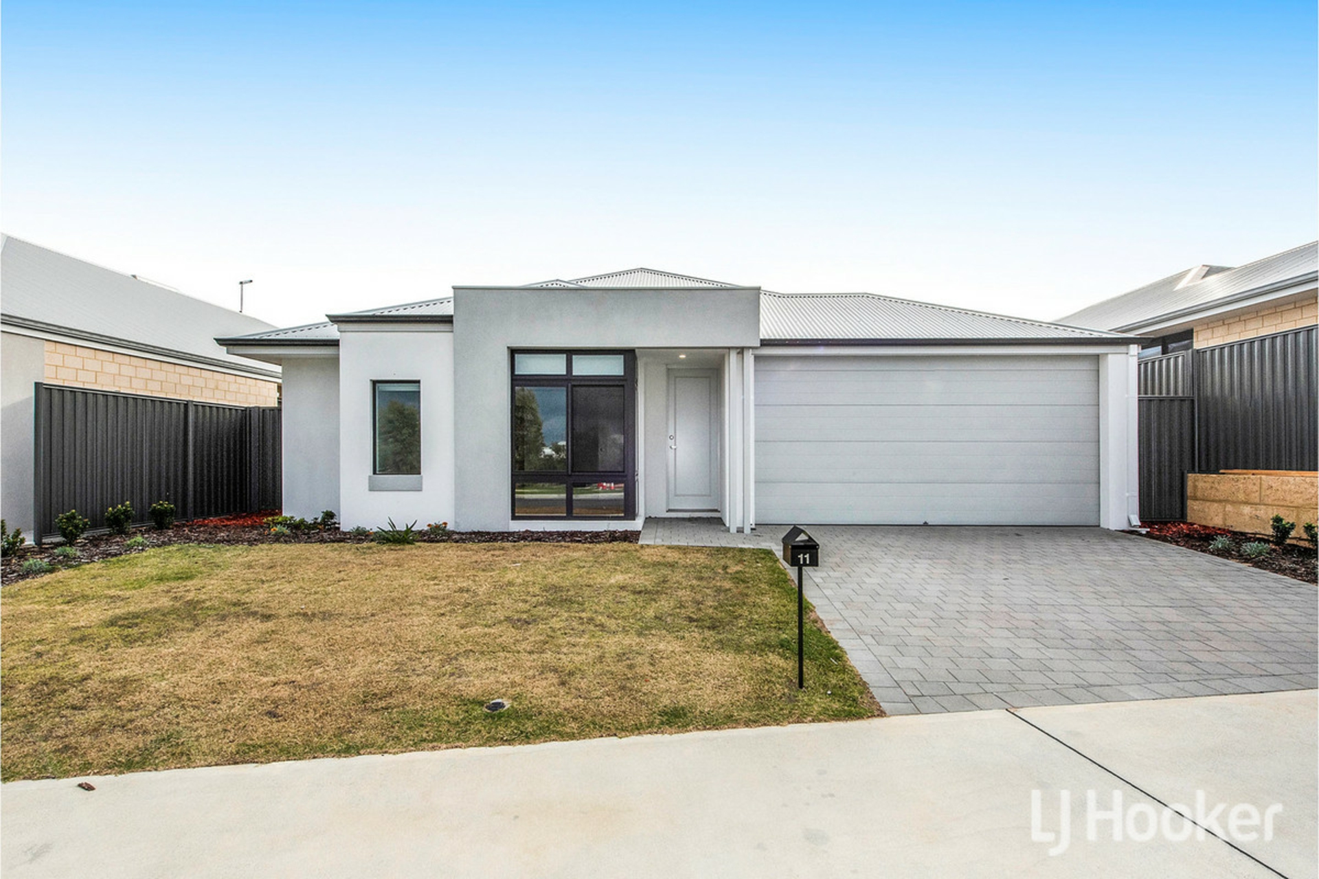 11 Huntington Street, MADORA BAY
