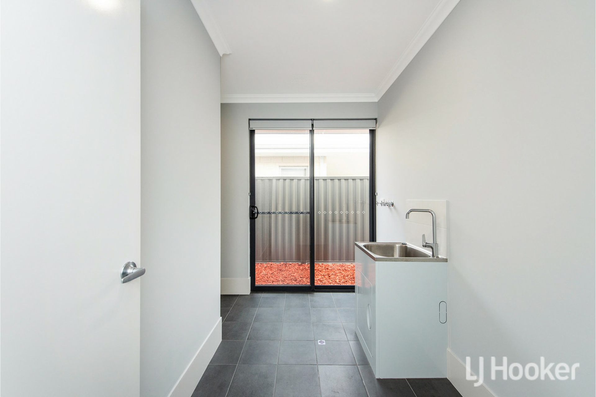 11 Huntington Street, MADORA BAY