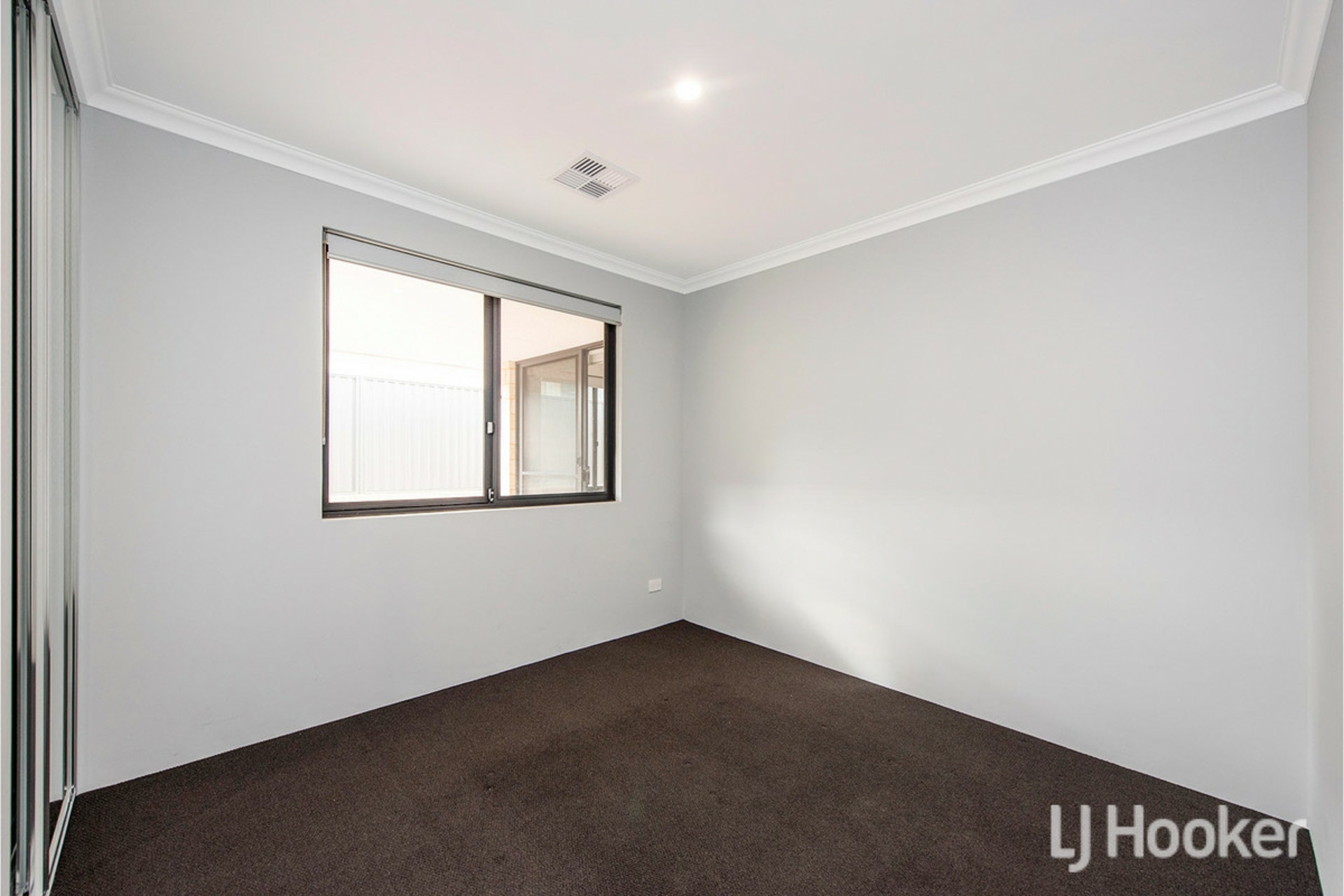 11 Huntington Street, MADORA BAY