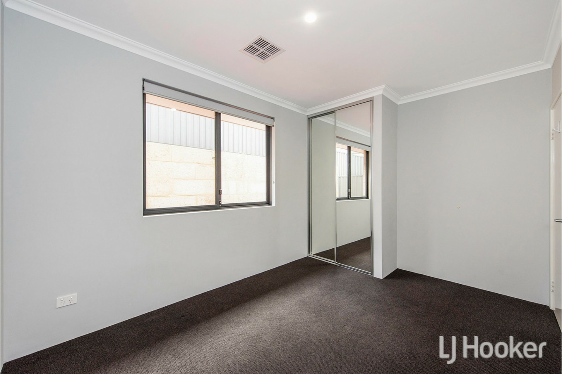 11 Huntington Street, MADORA BAY