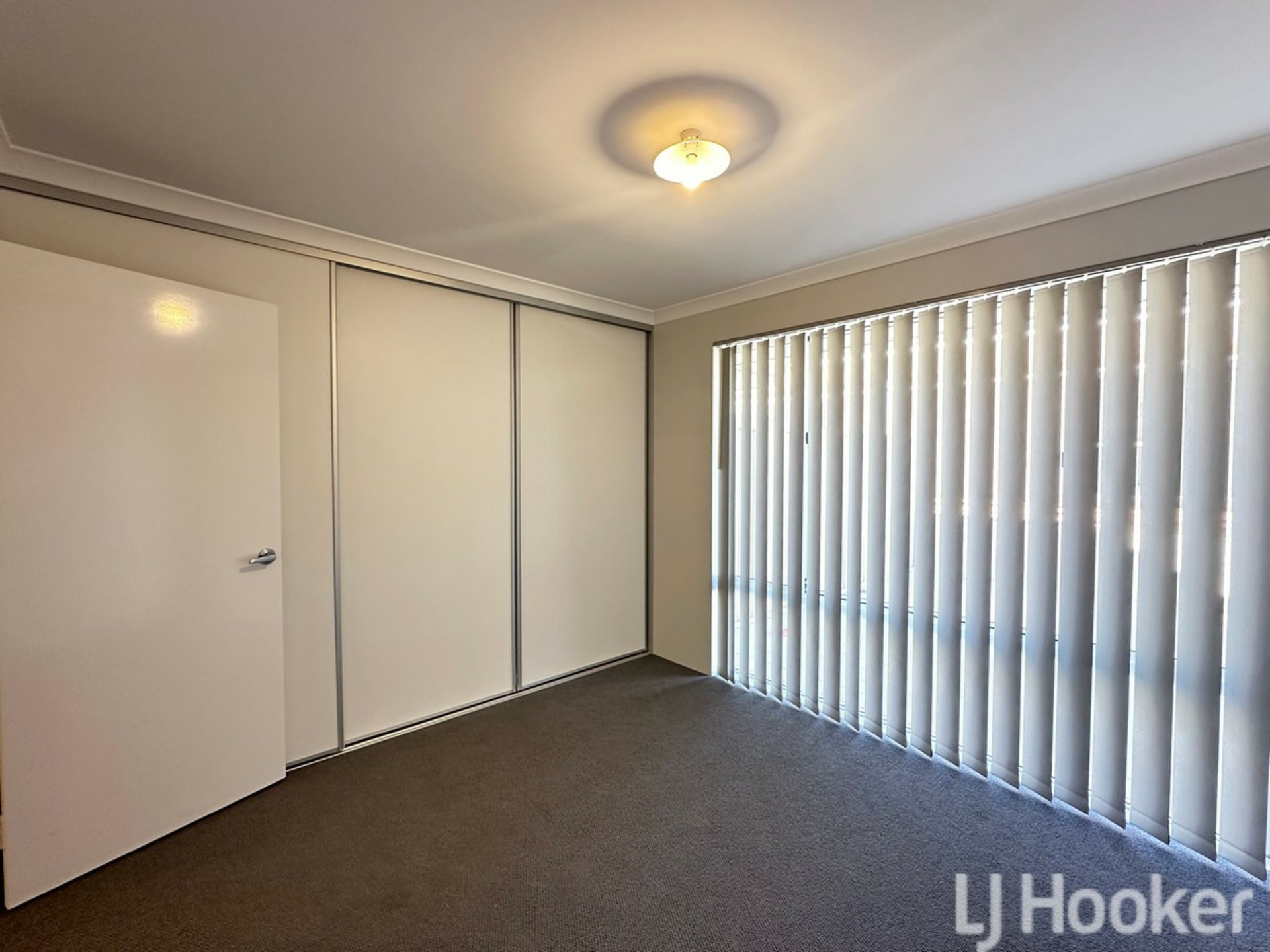 24B Mantis Grove, KARNUP