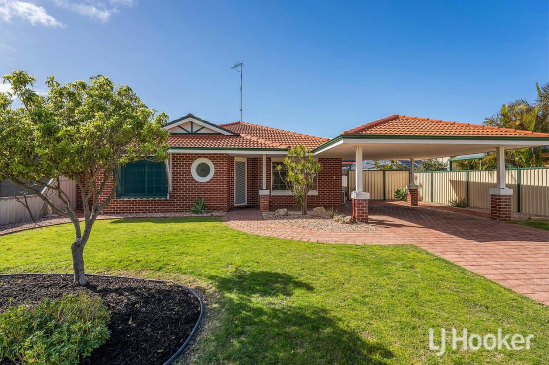 2 Monarch Place, WANNANUP