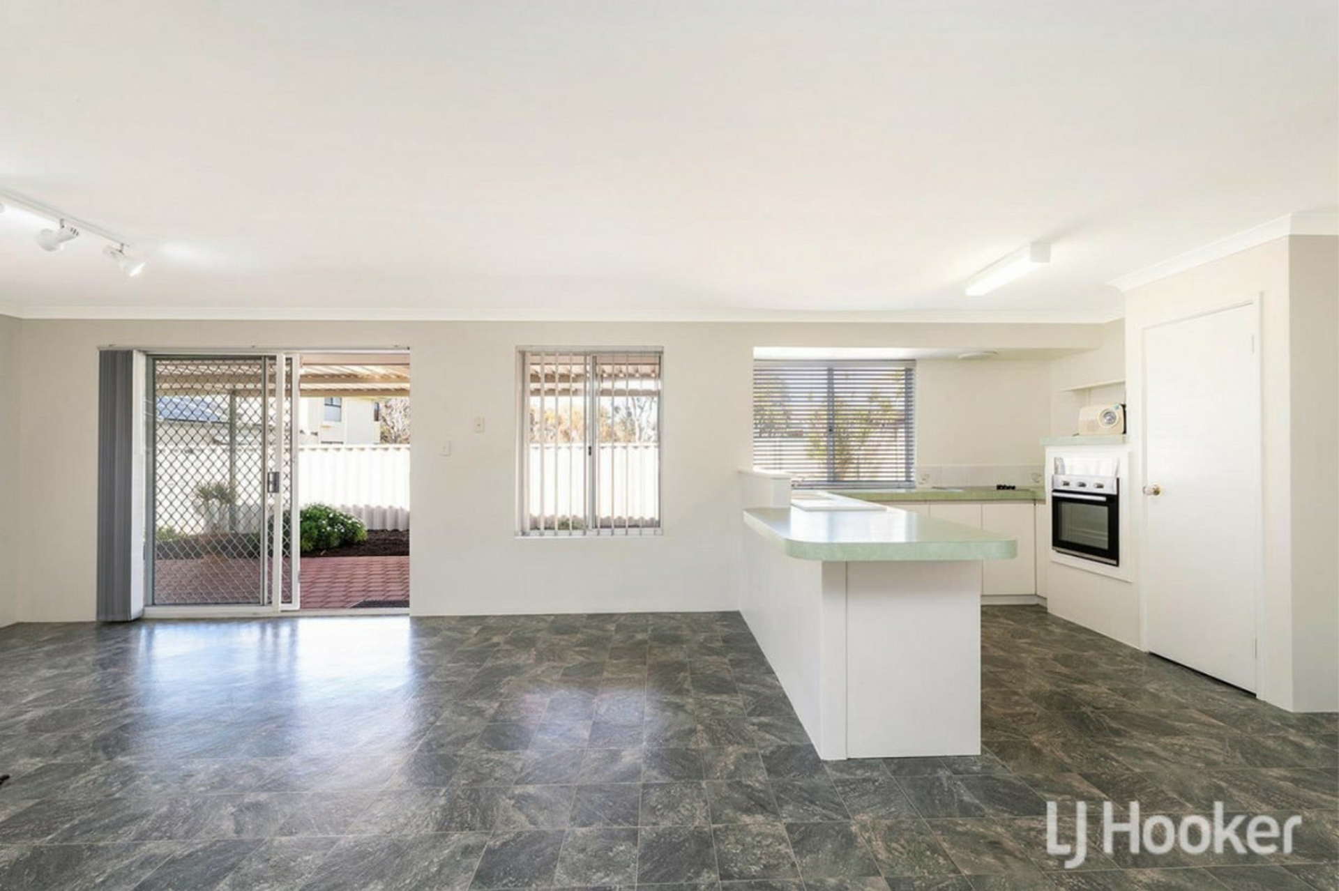 2 Monarch Place, WANNANUP