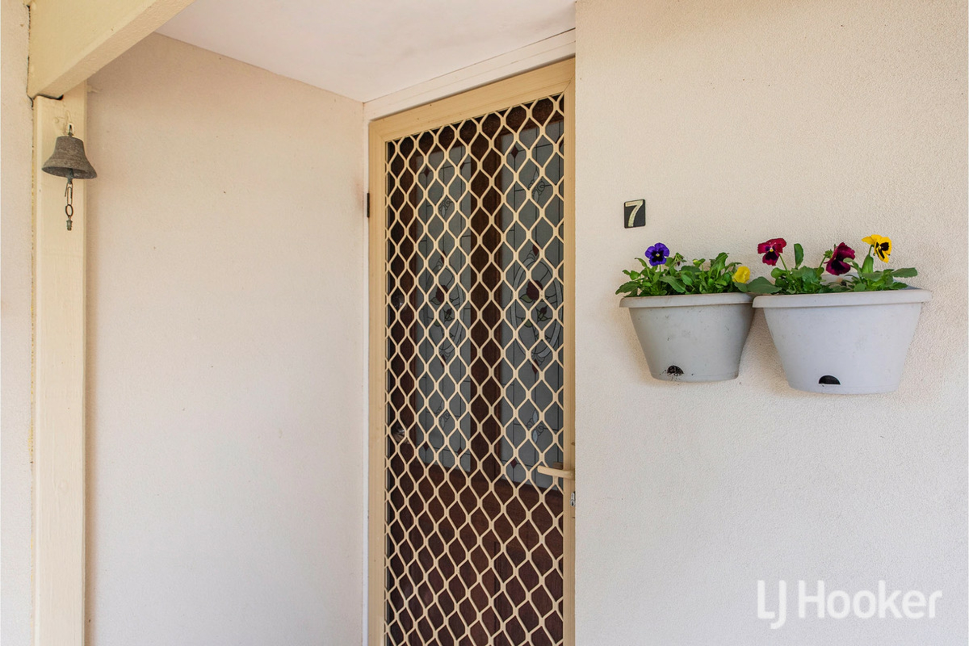 7 Vega Street, Falcon