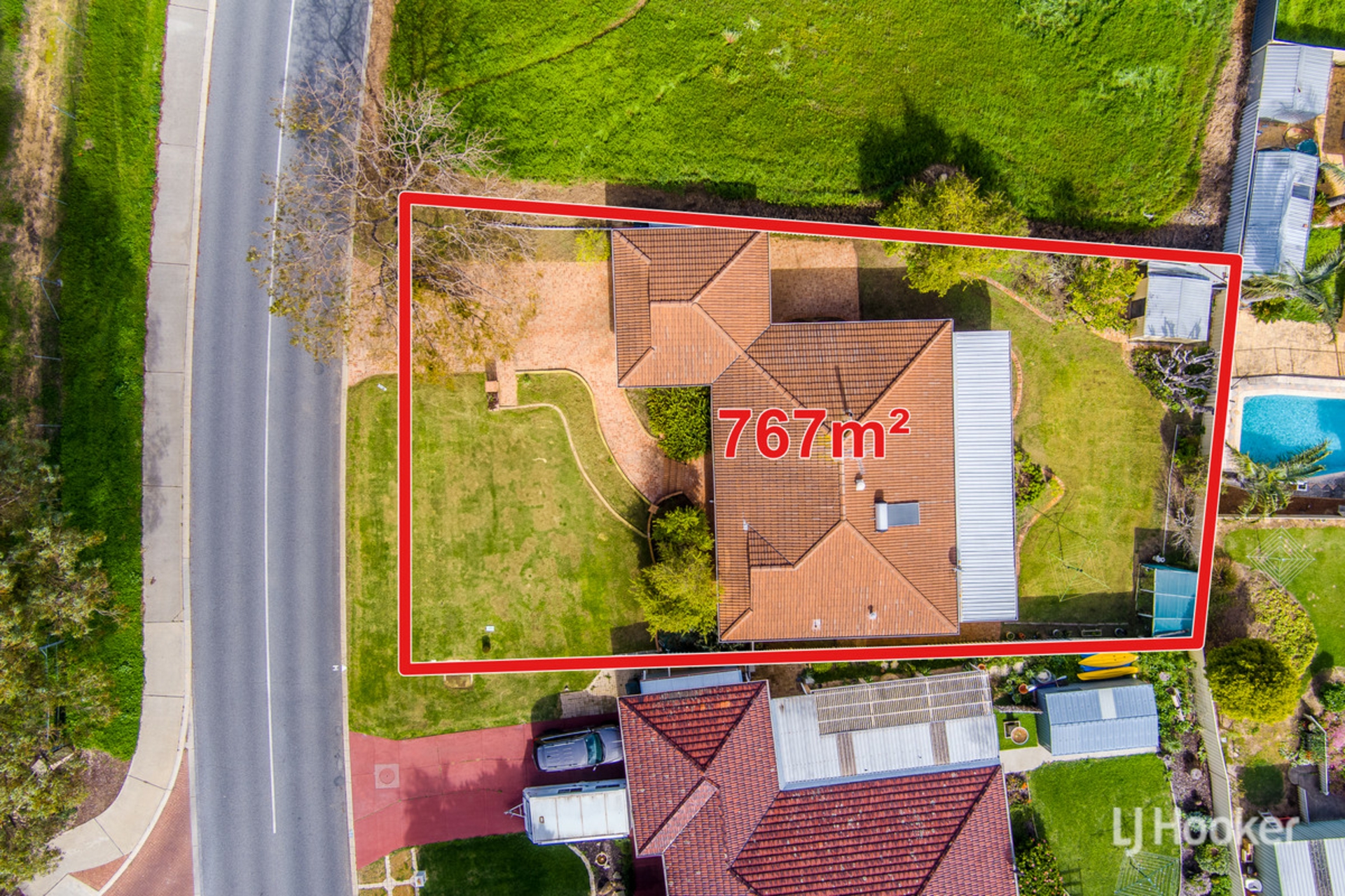 54 Oakmont Avenue, MEADOW SPRINGS