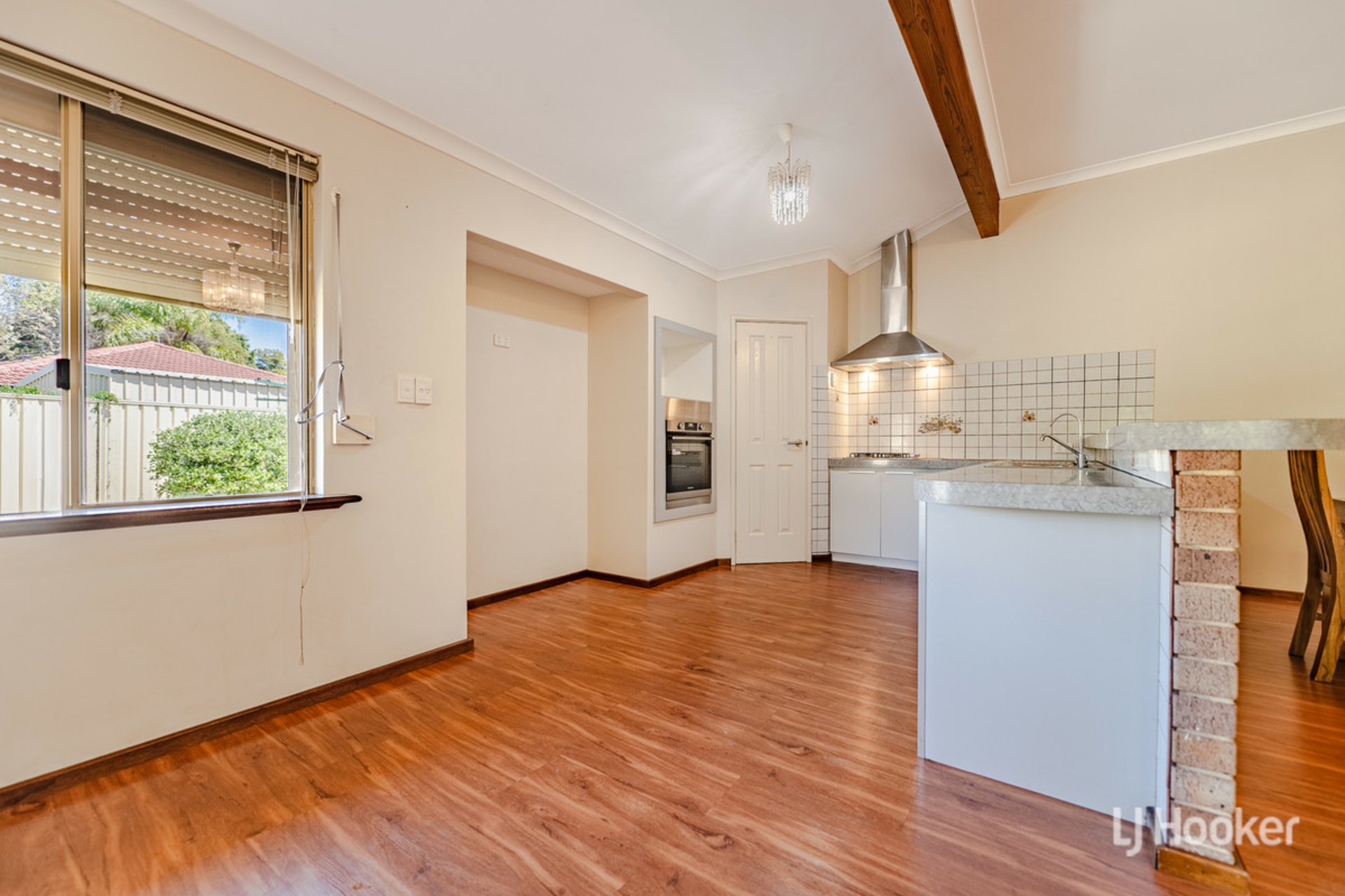 148 Oakmont Avenue, MEADOW SPRINGS