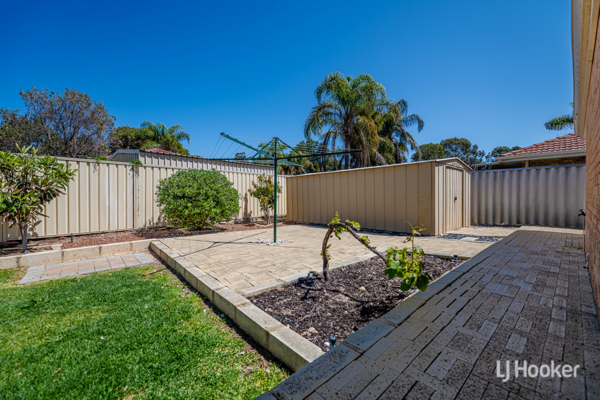 148 Oakmont Avenue, MEADOW SPRINGS
