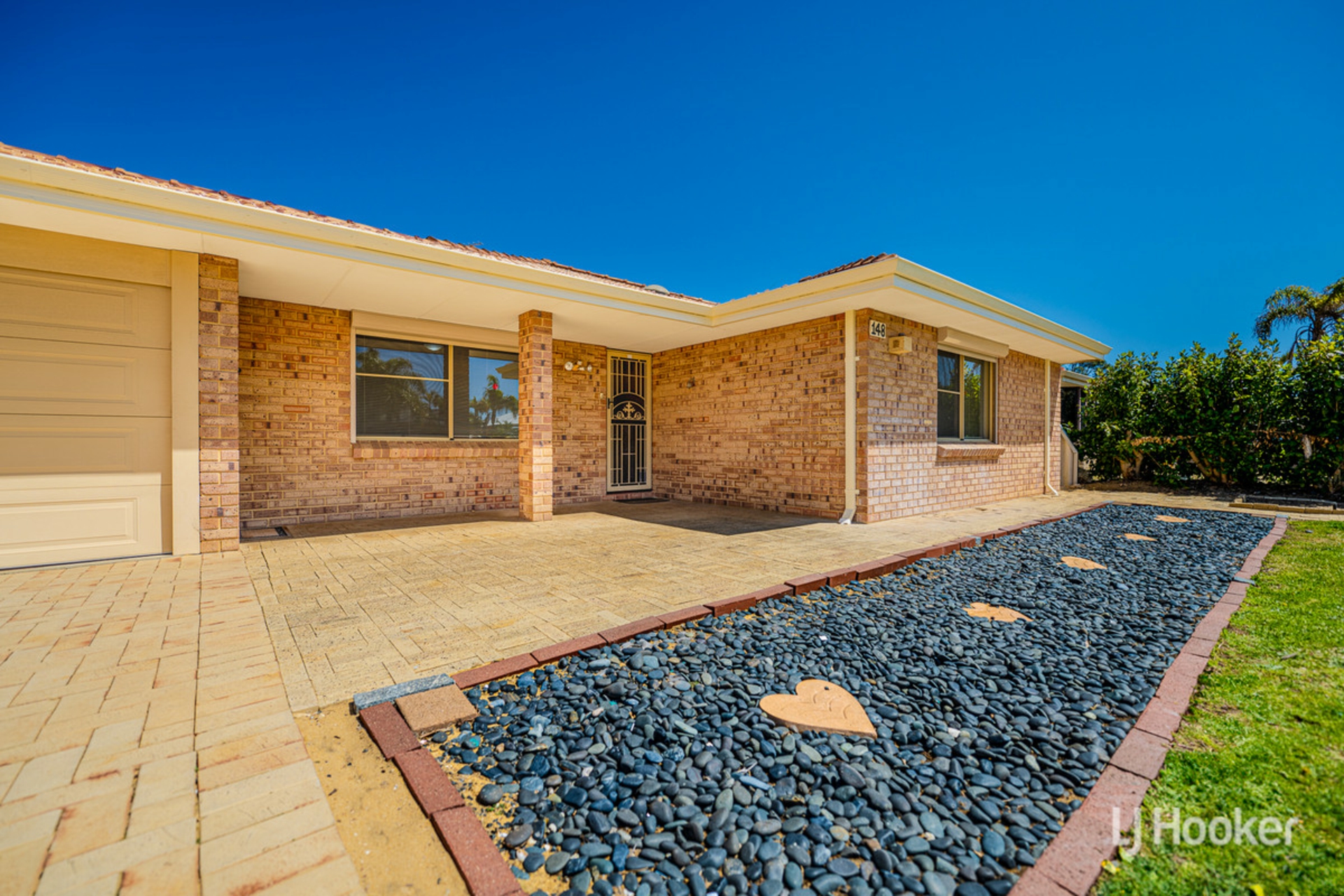 148 Oakmont Avenue, MEADOW SPRINGS