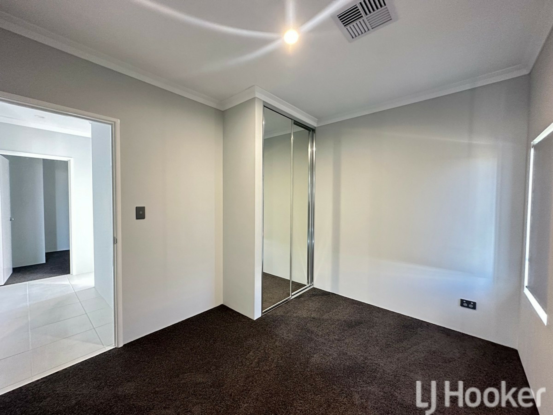15 Huntington Street, MADORA BAY