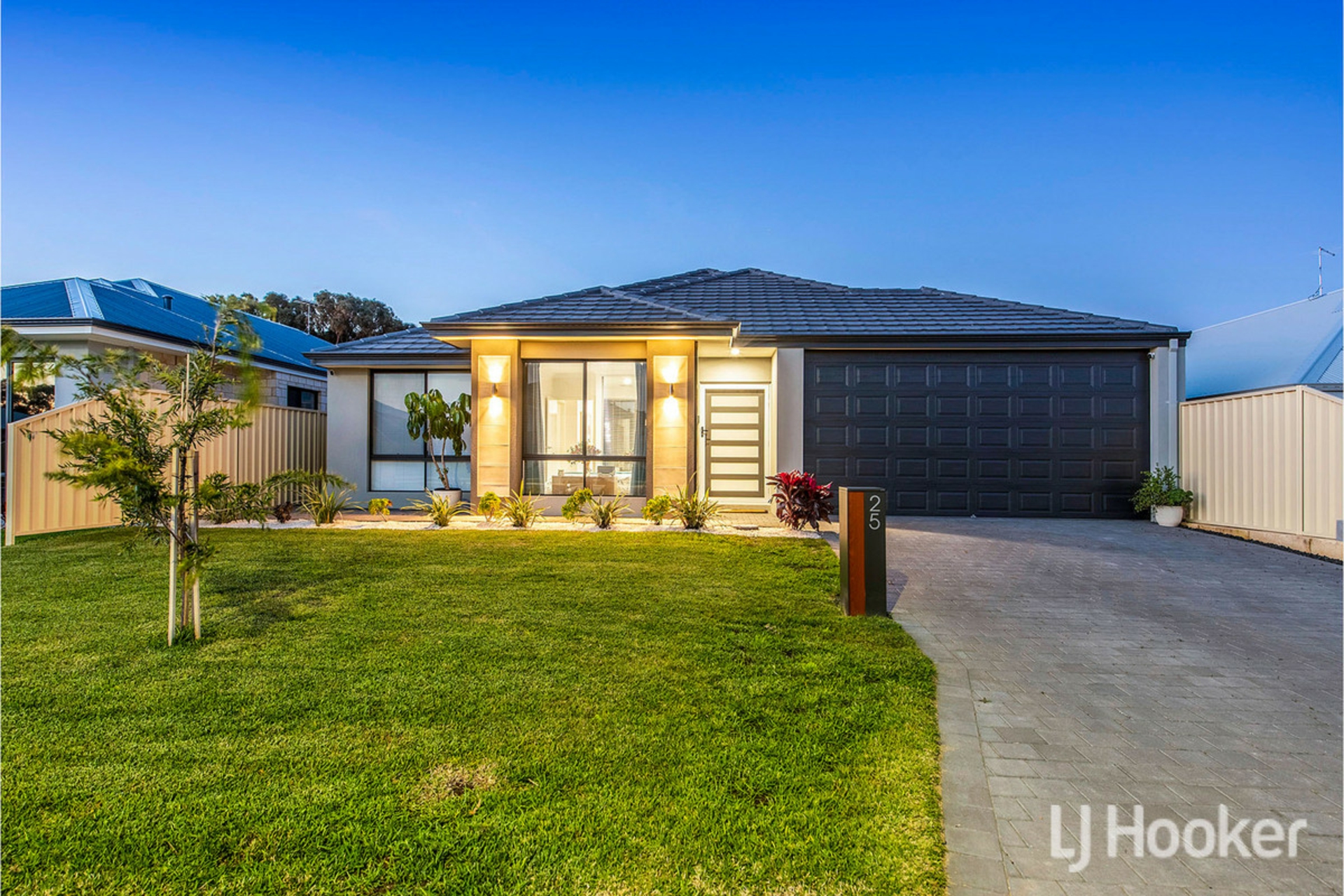 25 Abington Parade, MADORA BAY
