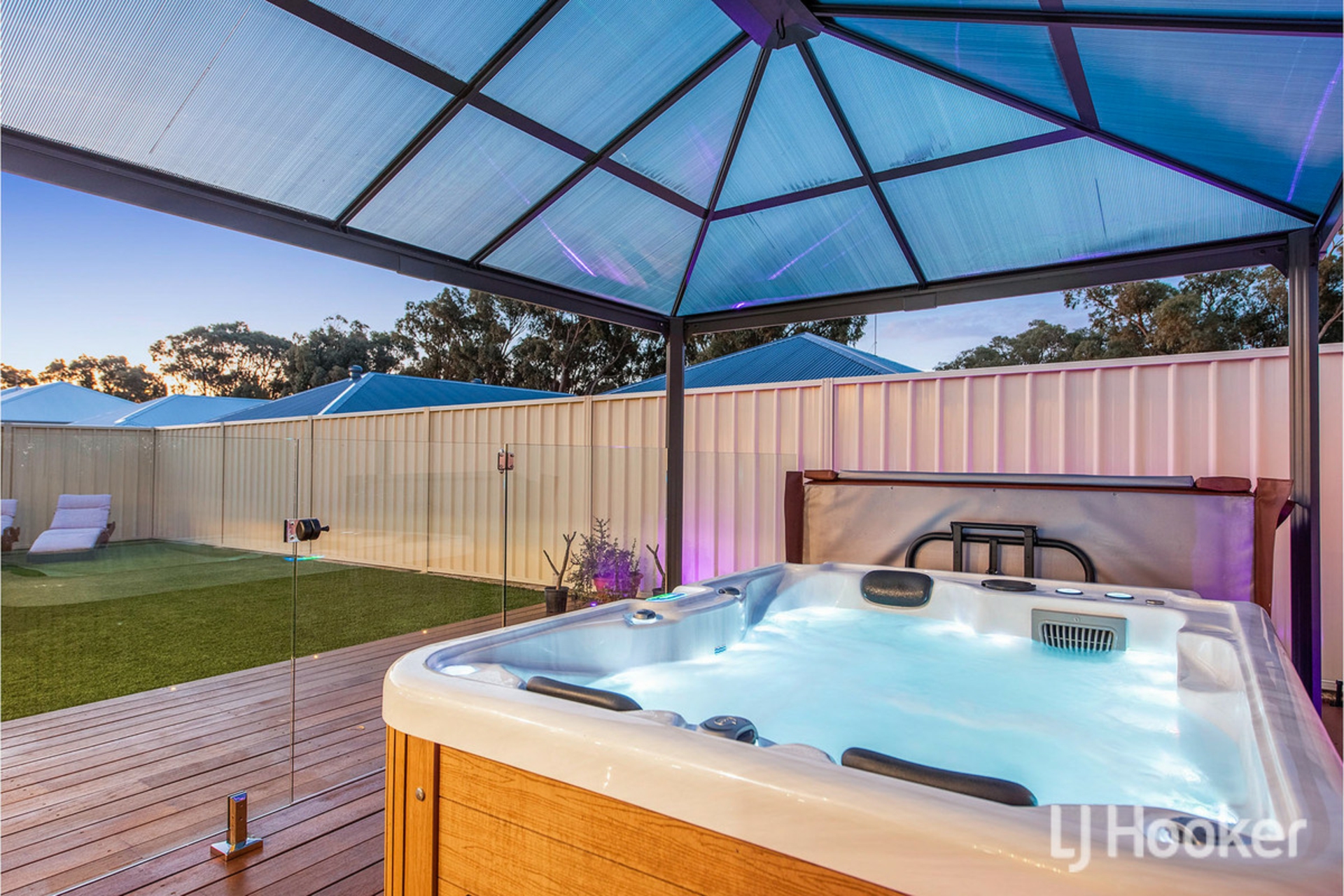 25 Abington Parade, MADORA BAY