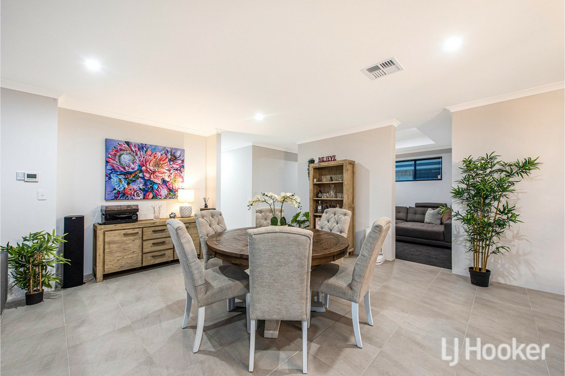 25 Abington Parade, MADORA BAY