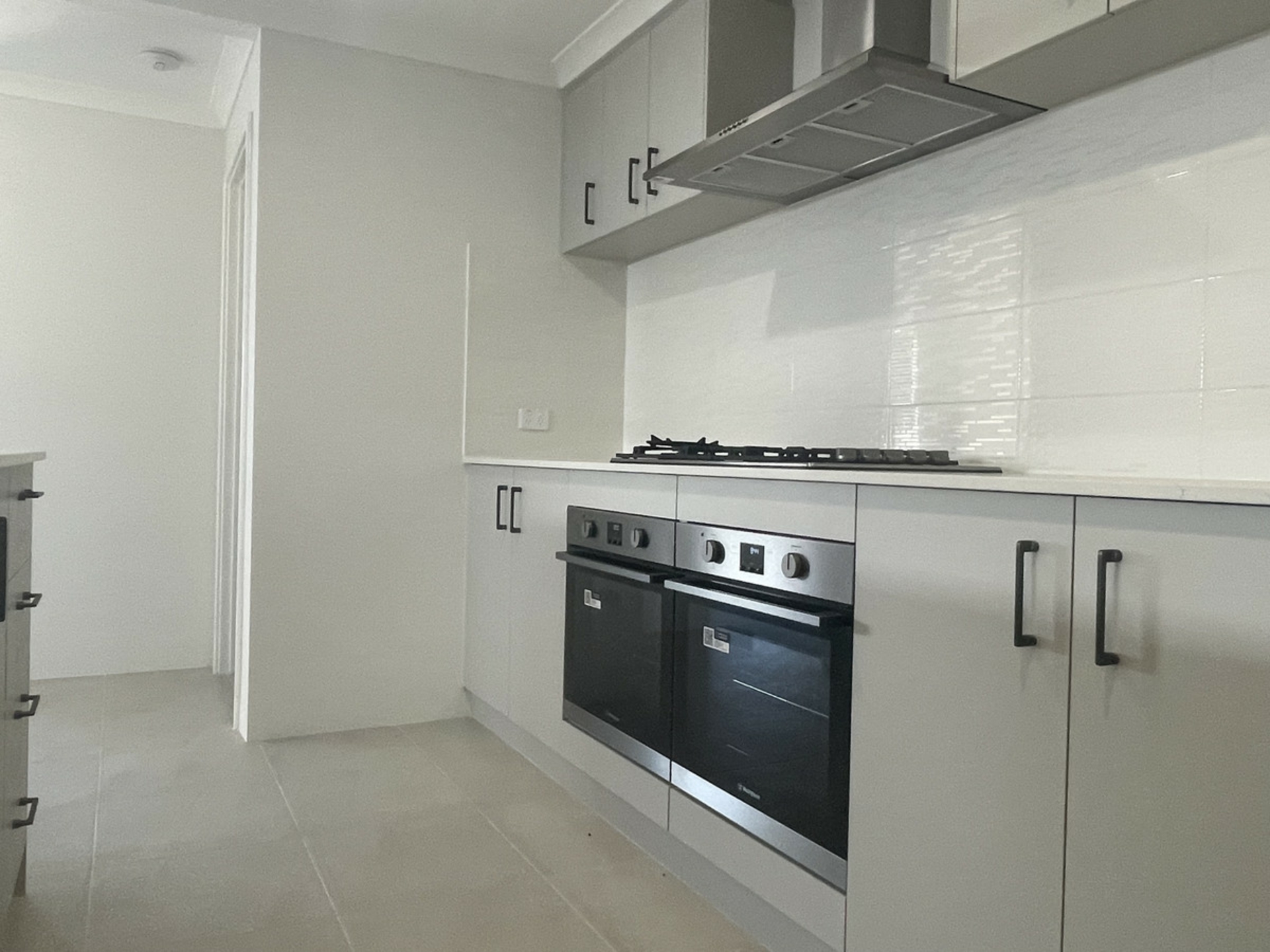 16 Segundo Street, MADORA BAY
