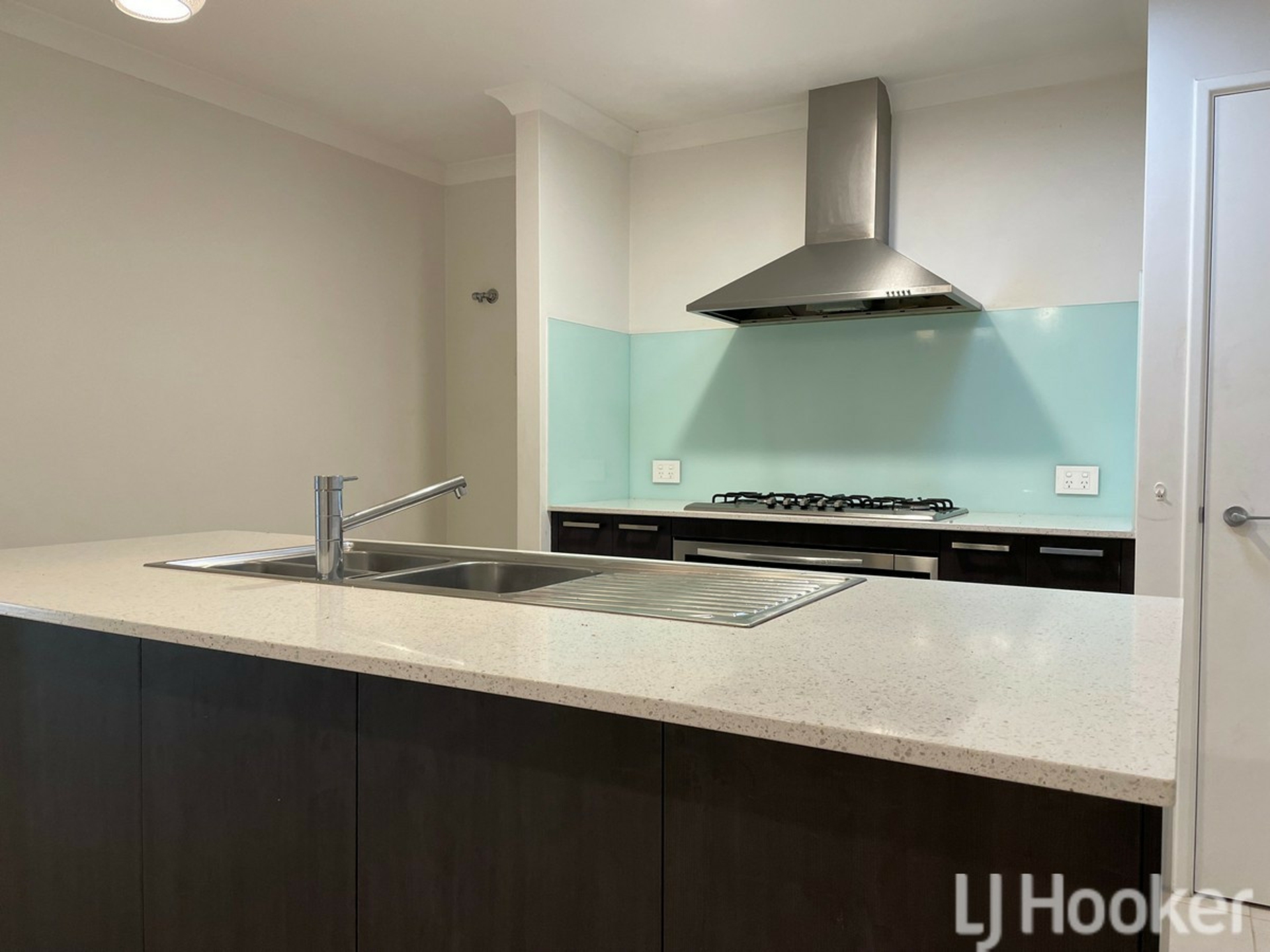 10 Marble Boulevard, WELLARD