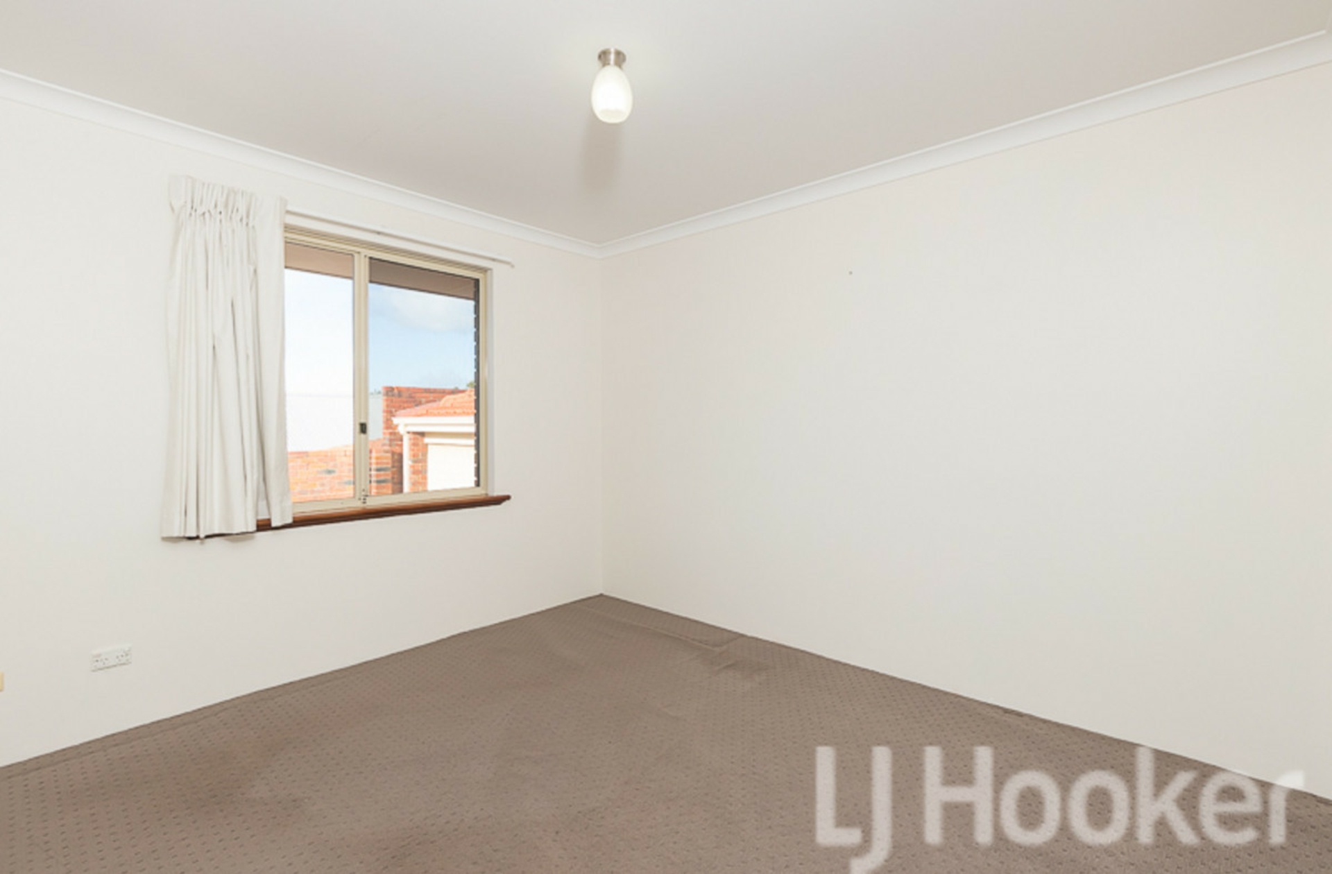 16a Gloucester Avenue, SHOALWATER