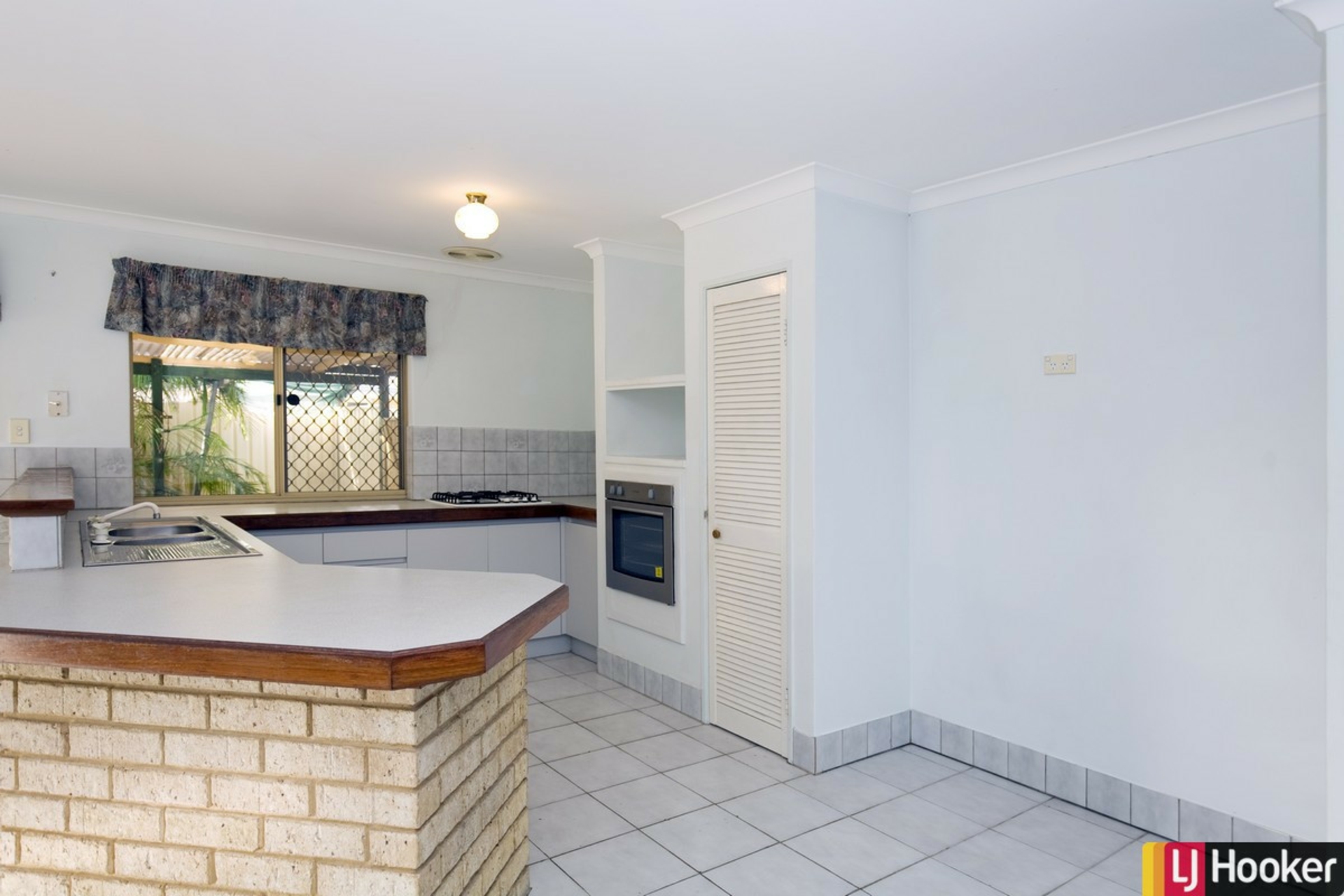 13 Reynolds Avenue, GREENFIELDS