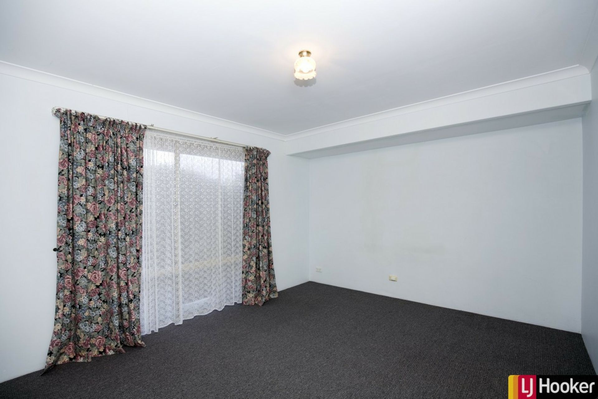 13 Reynolds Avenue, GREENFIELDS