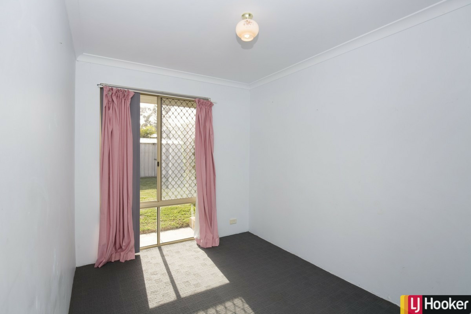 13 Reynolds Avenue, GREENFIELDS