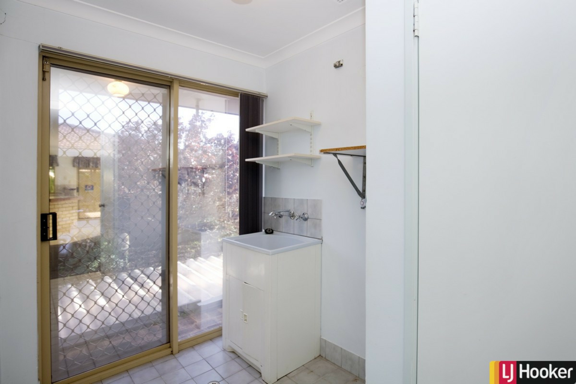 13 Reynolds Avenue, GREENFIELDS