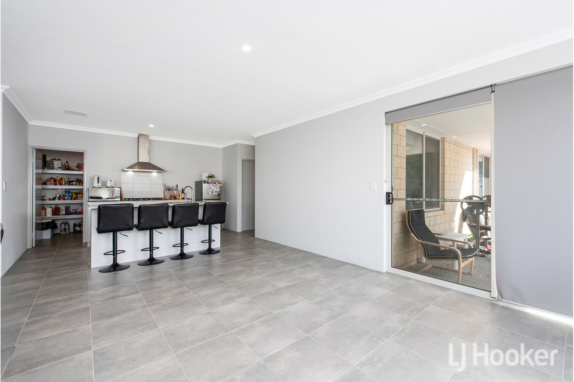 39 Sarasota Loop, MADORA BAY