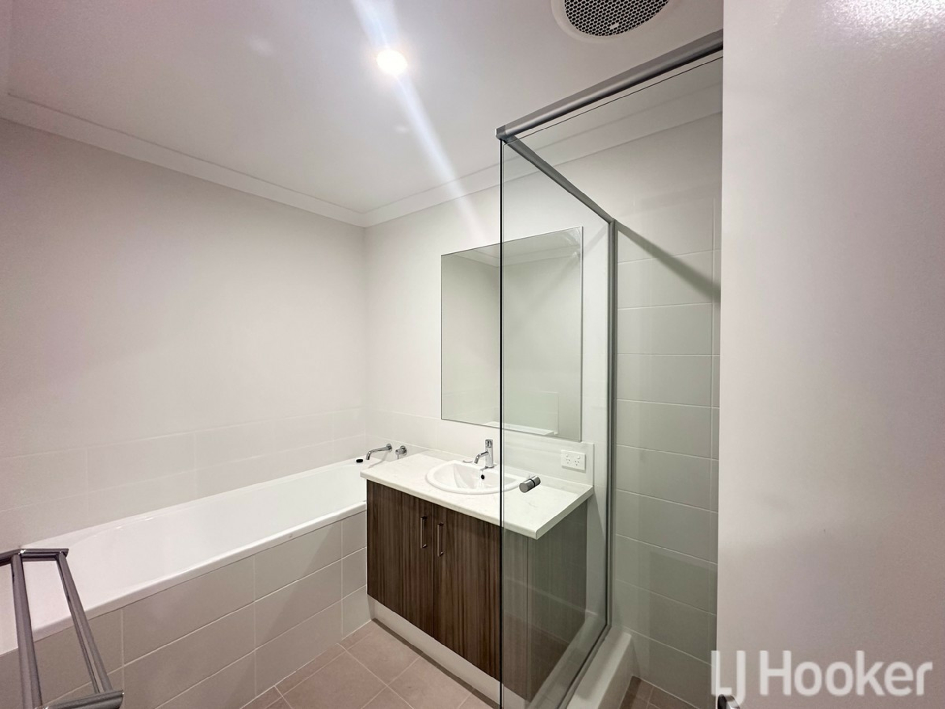 17A Feldspar Road, KARNUP