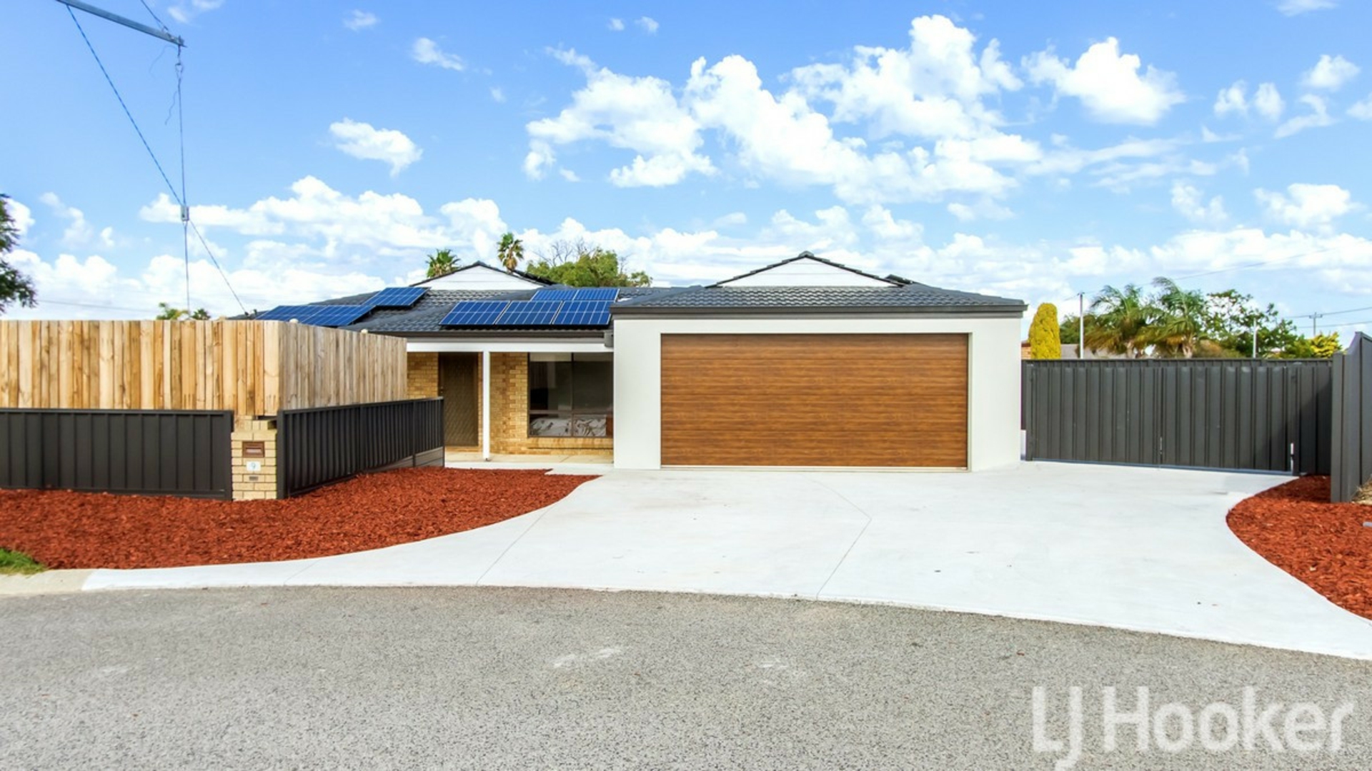 9 Lifu Court Cooloongup WA